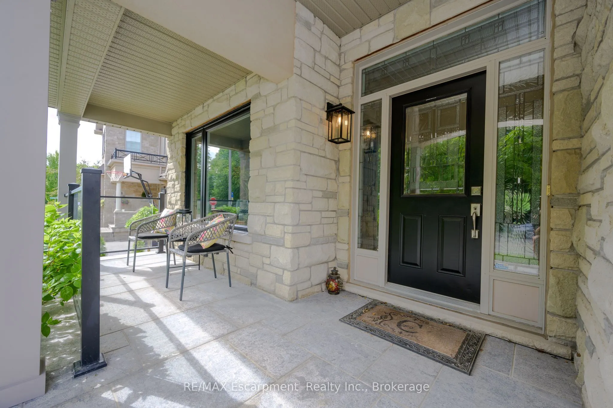 2360 Colonel William Parkway