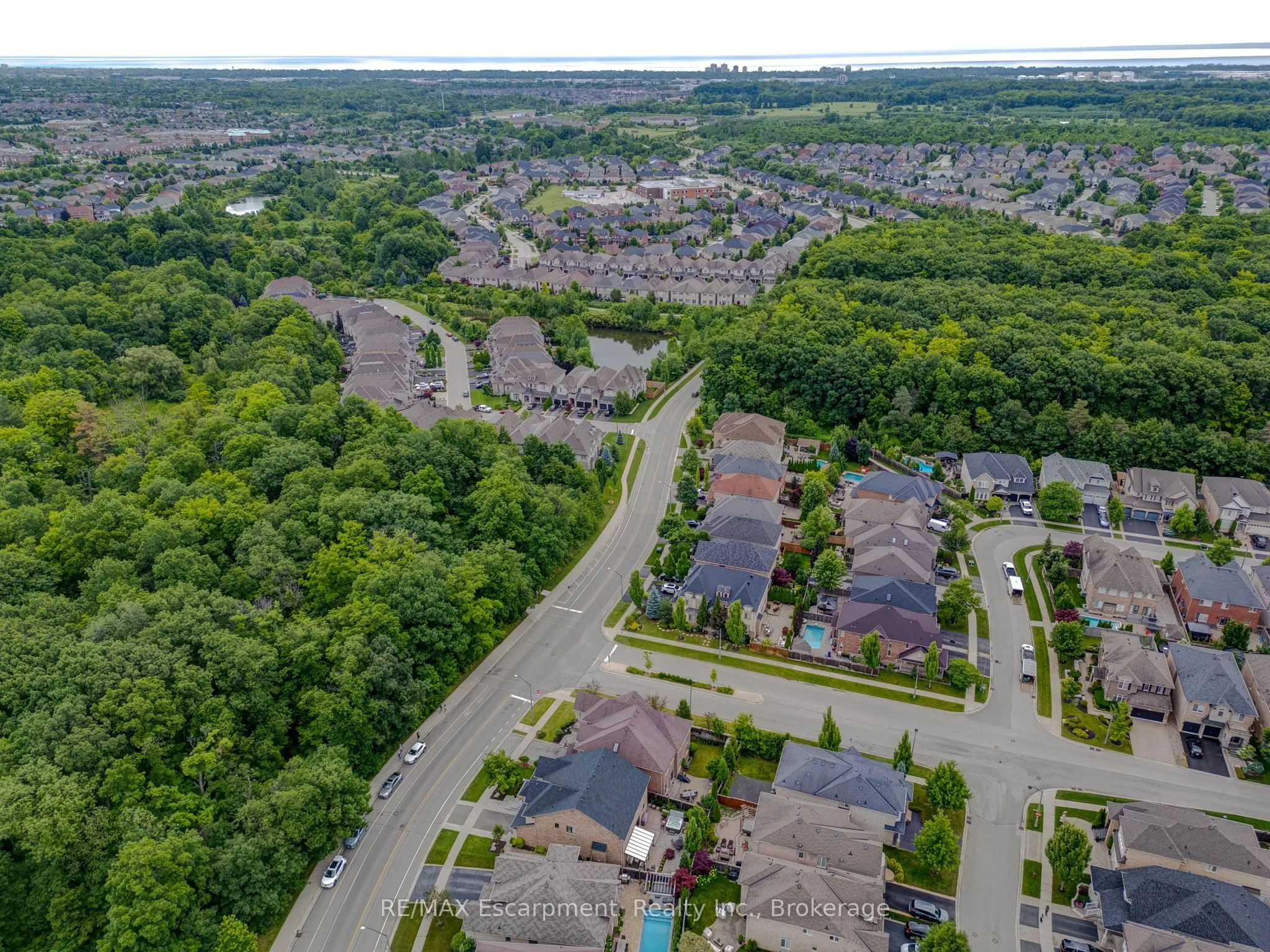 2360 Colonel William Parkway