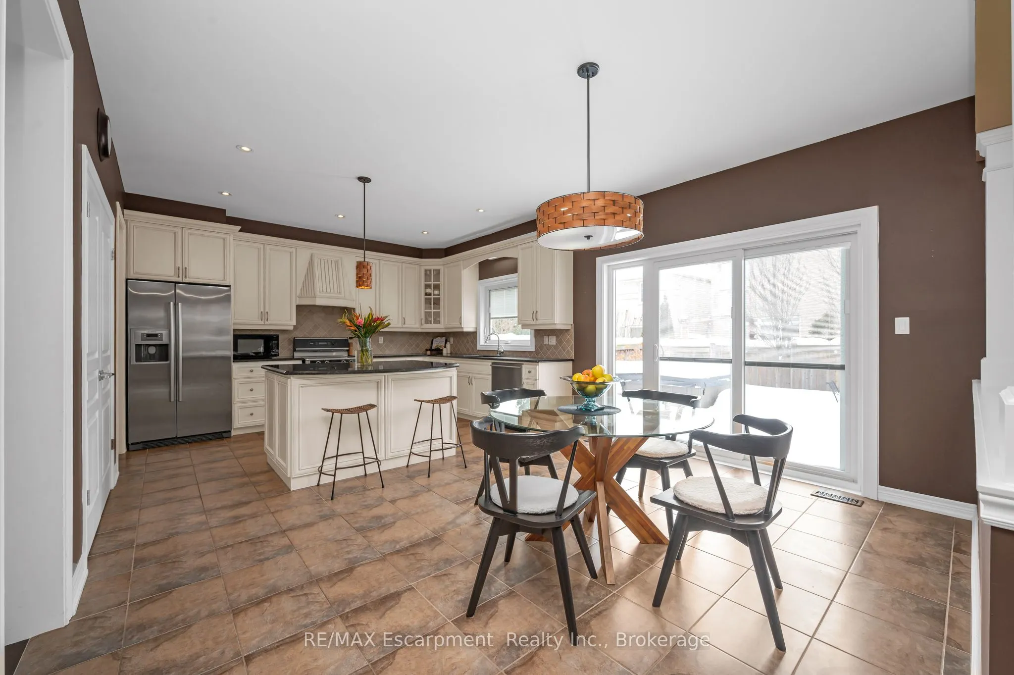 2360 Colonel William Parkway