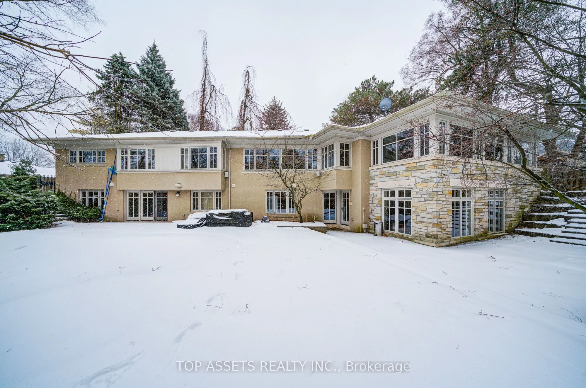 223 Trelawn Avenue