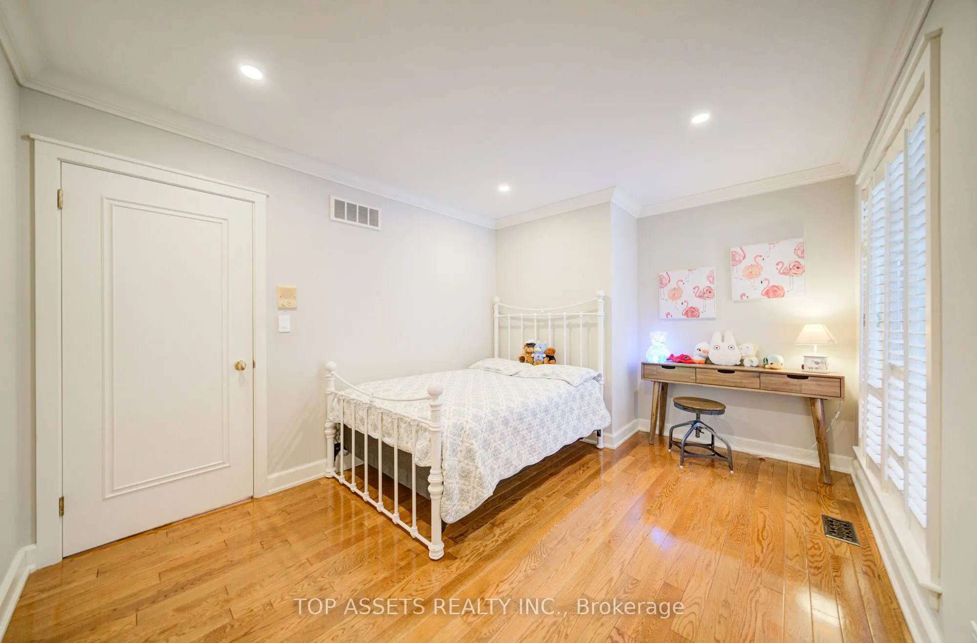 223 Trelawn Avenue