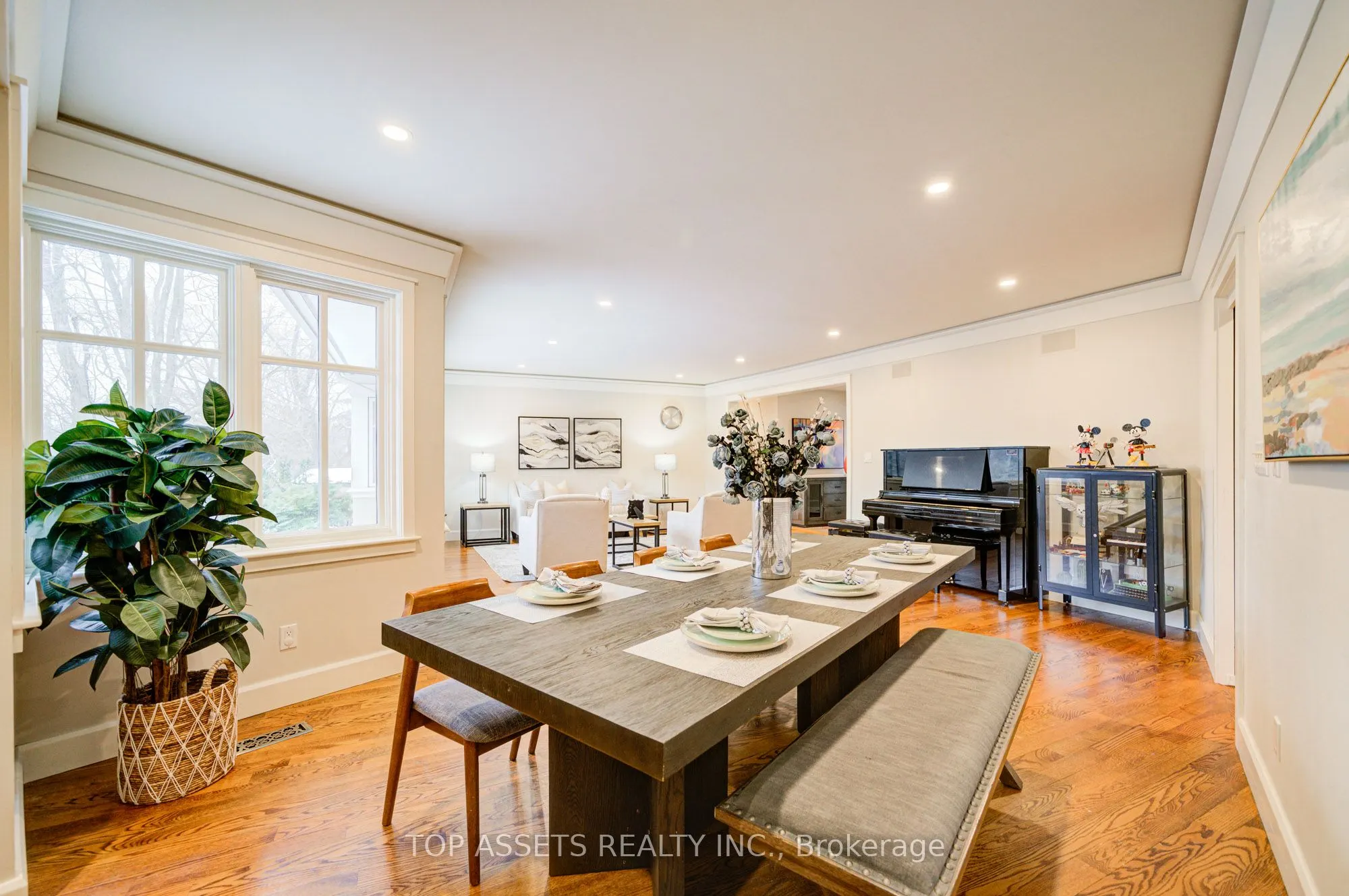 223 Trelawn Avenue