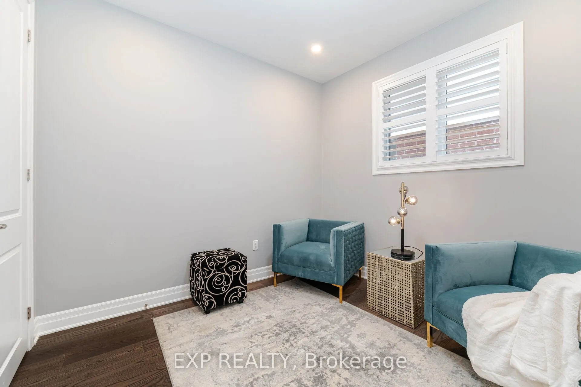 1190 Mceachern Court