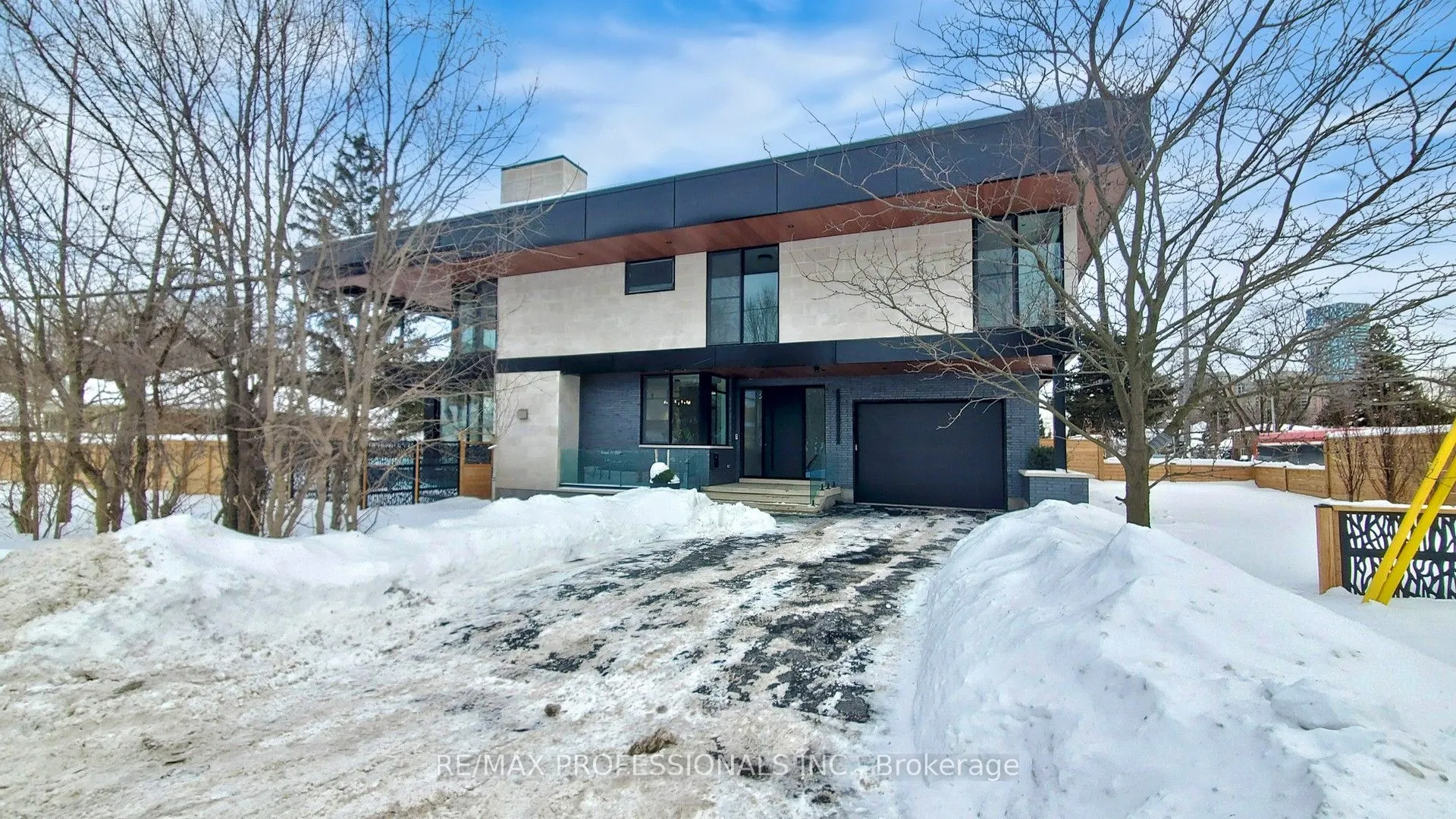 21 Tyre Avenue