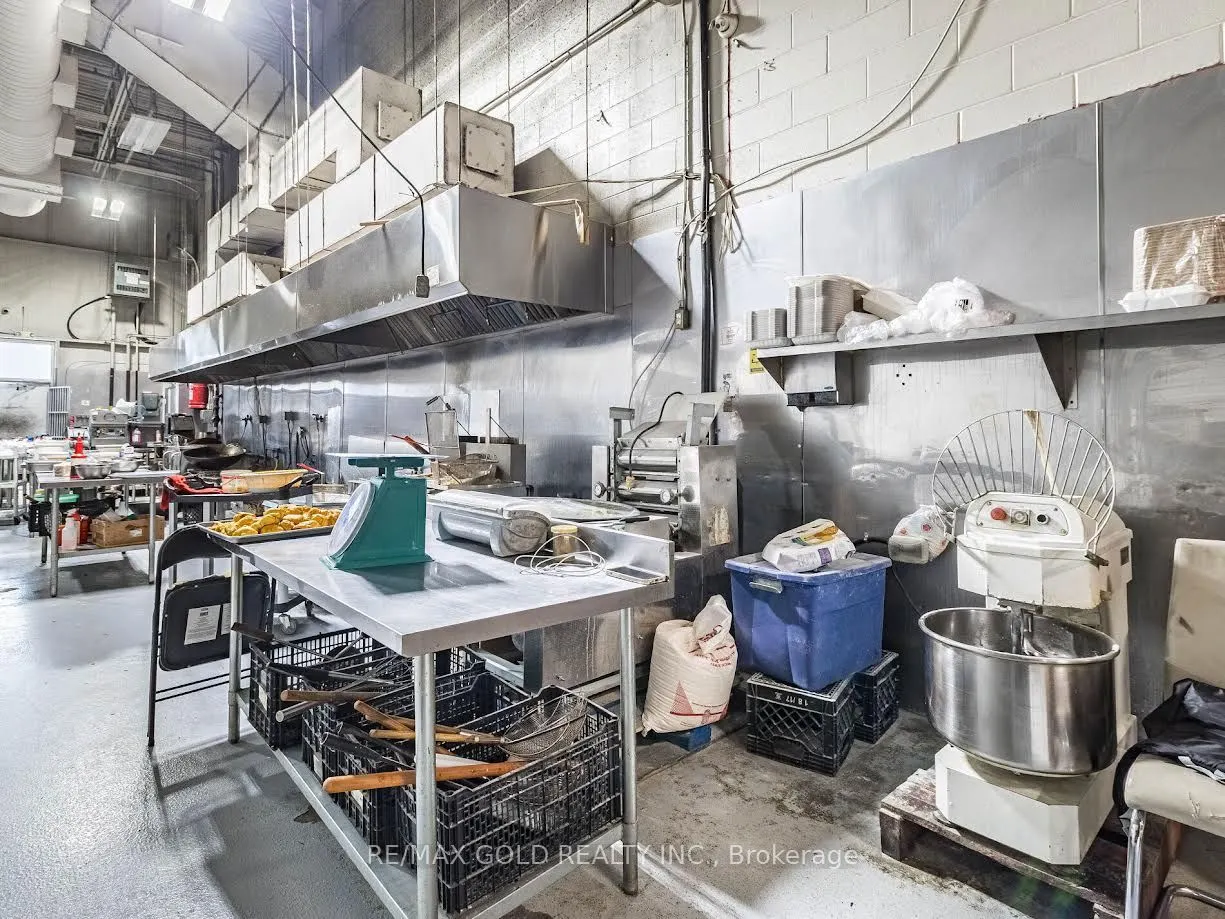 1332 Khalsa Drive, #15