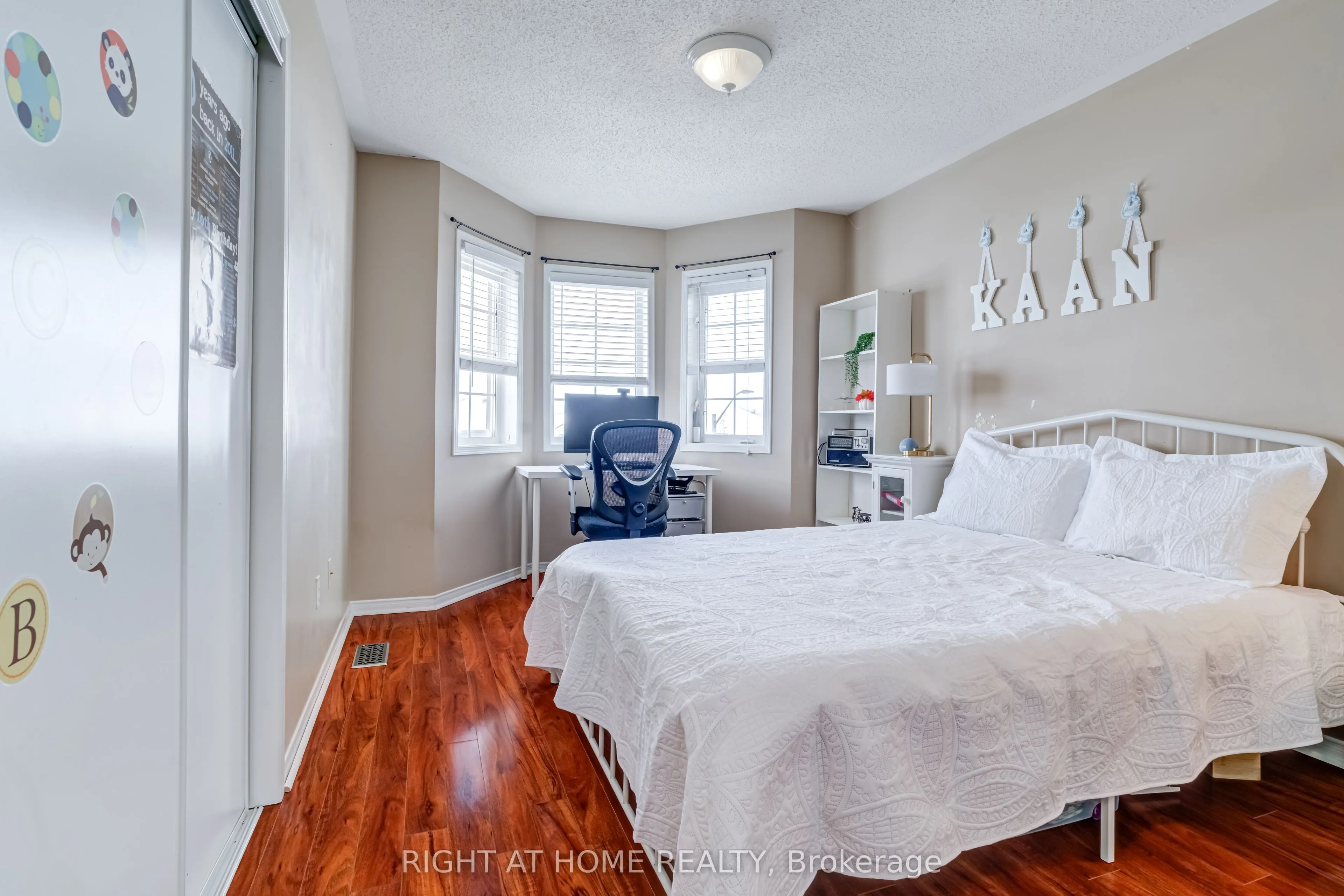 3662 Jorie Crescent