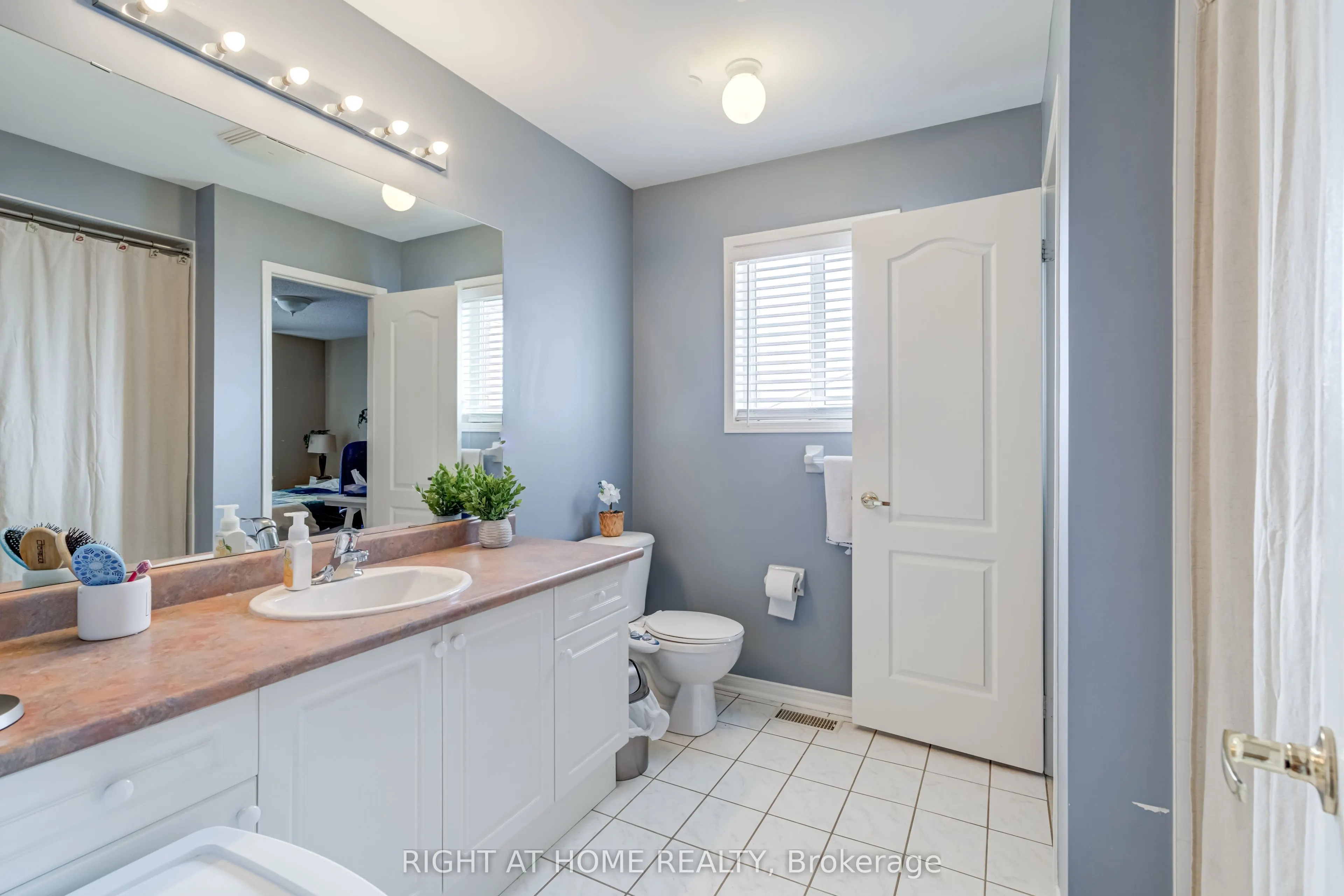 3662 Jorie Crescent