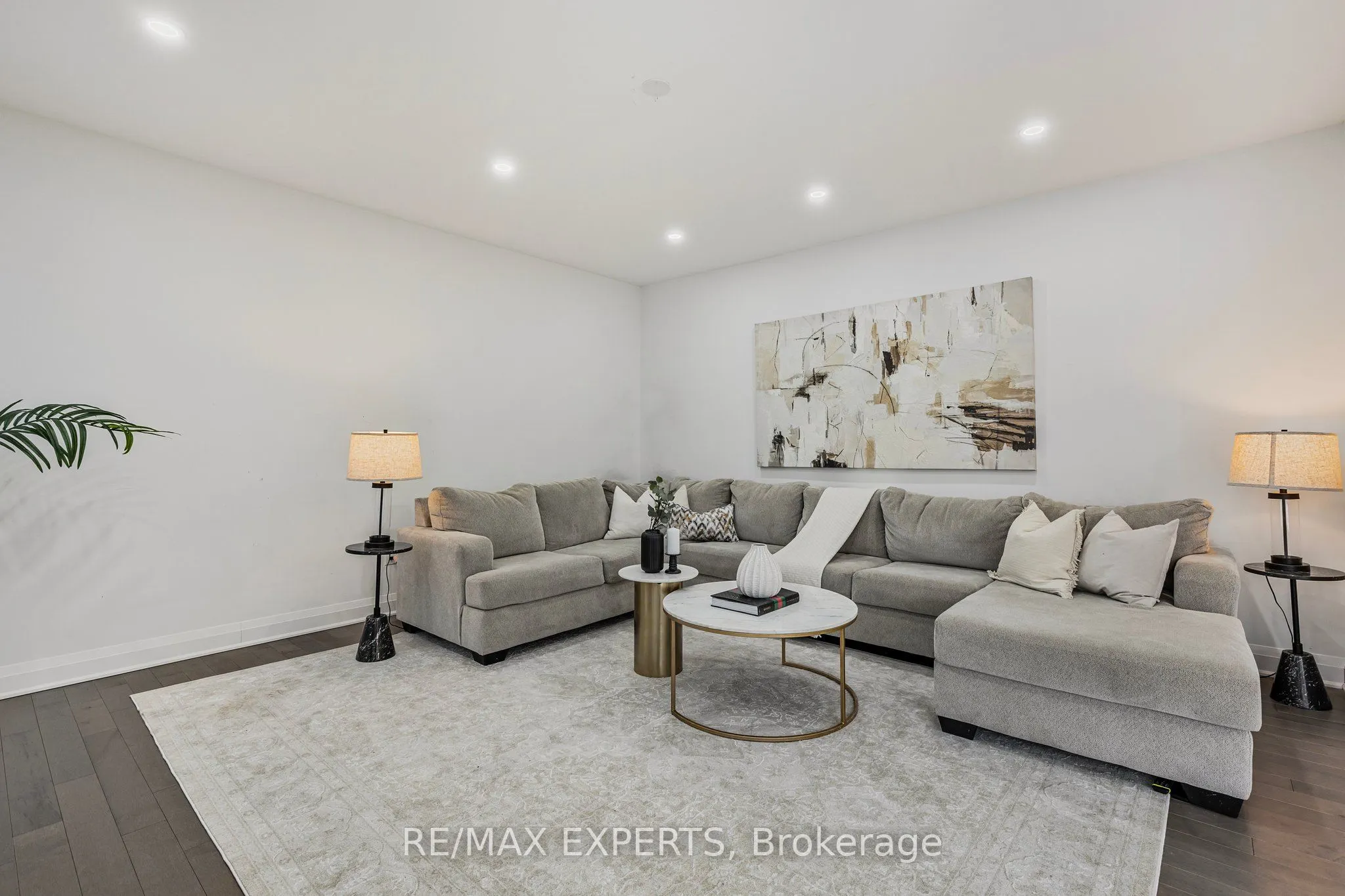 1411 Lobelia Crescent