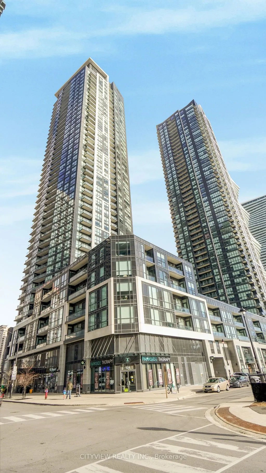 510 Curran Place #808