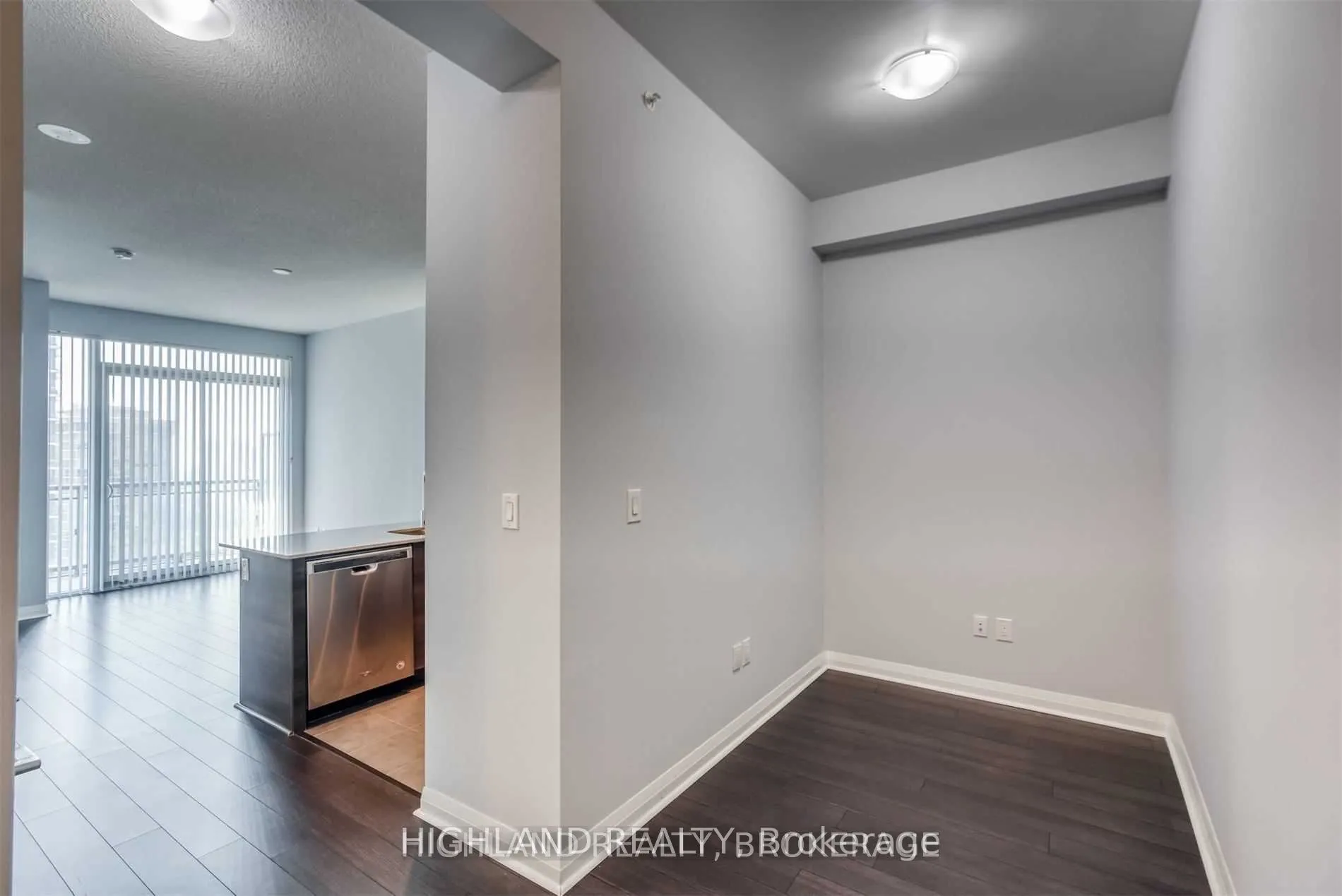 5033 Four Springs Avenue, #1620
