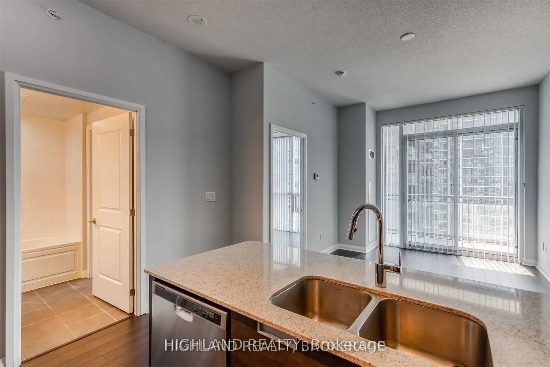 5033 Four Springs Avenue, #1620