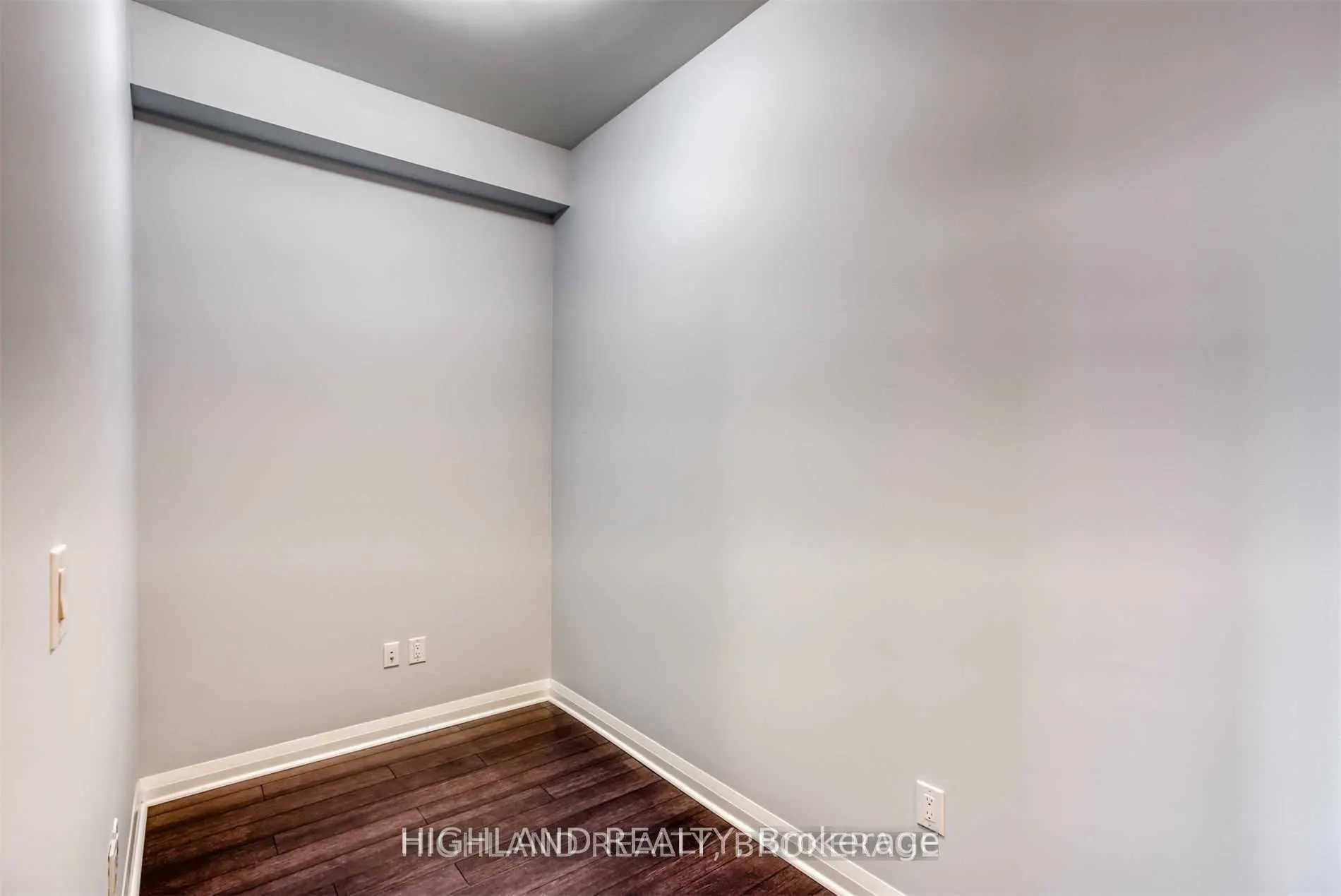 5033 Four Springs Avenue, #1620