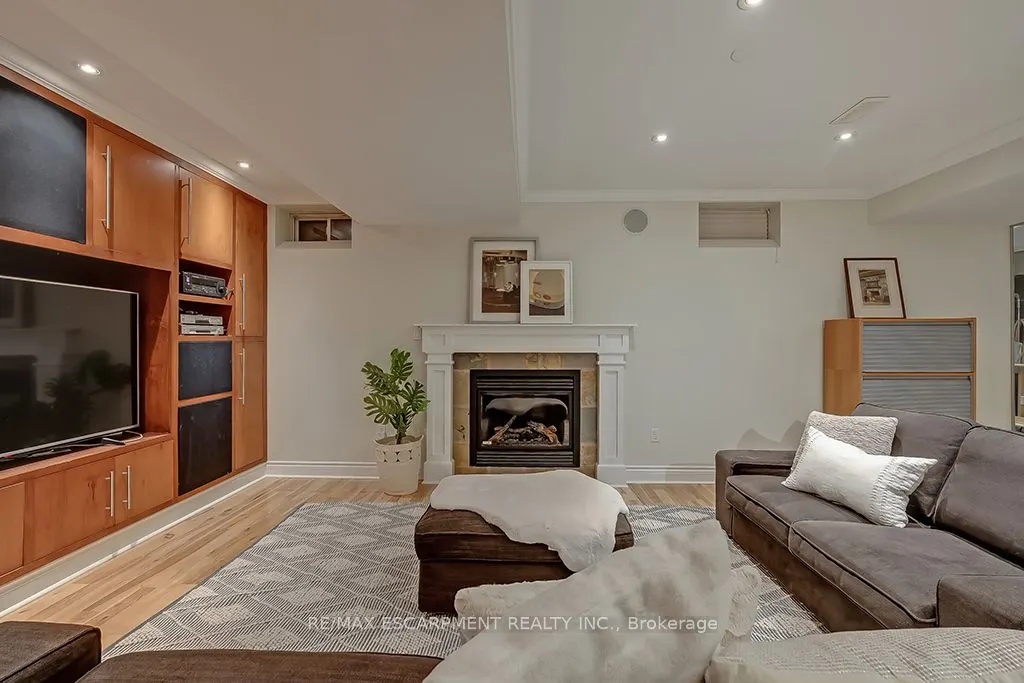 291 Glen Afton Drive