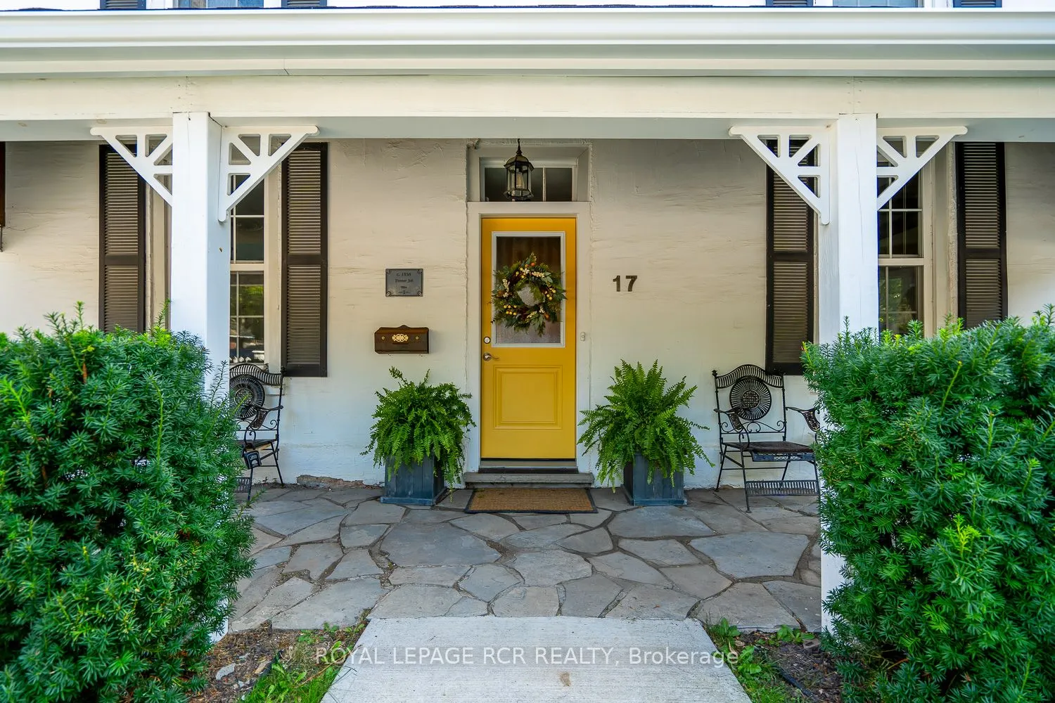 17 Little York Street