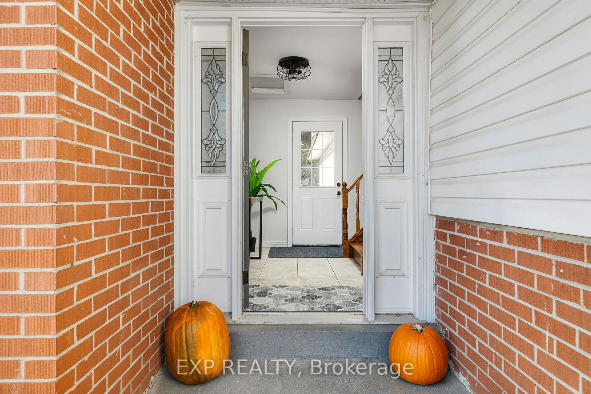 95 Avonmore Crescent