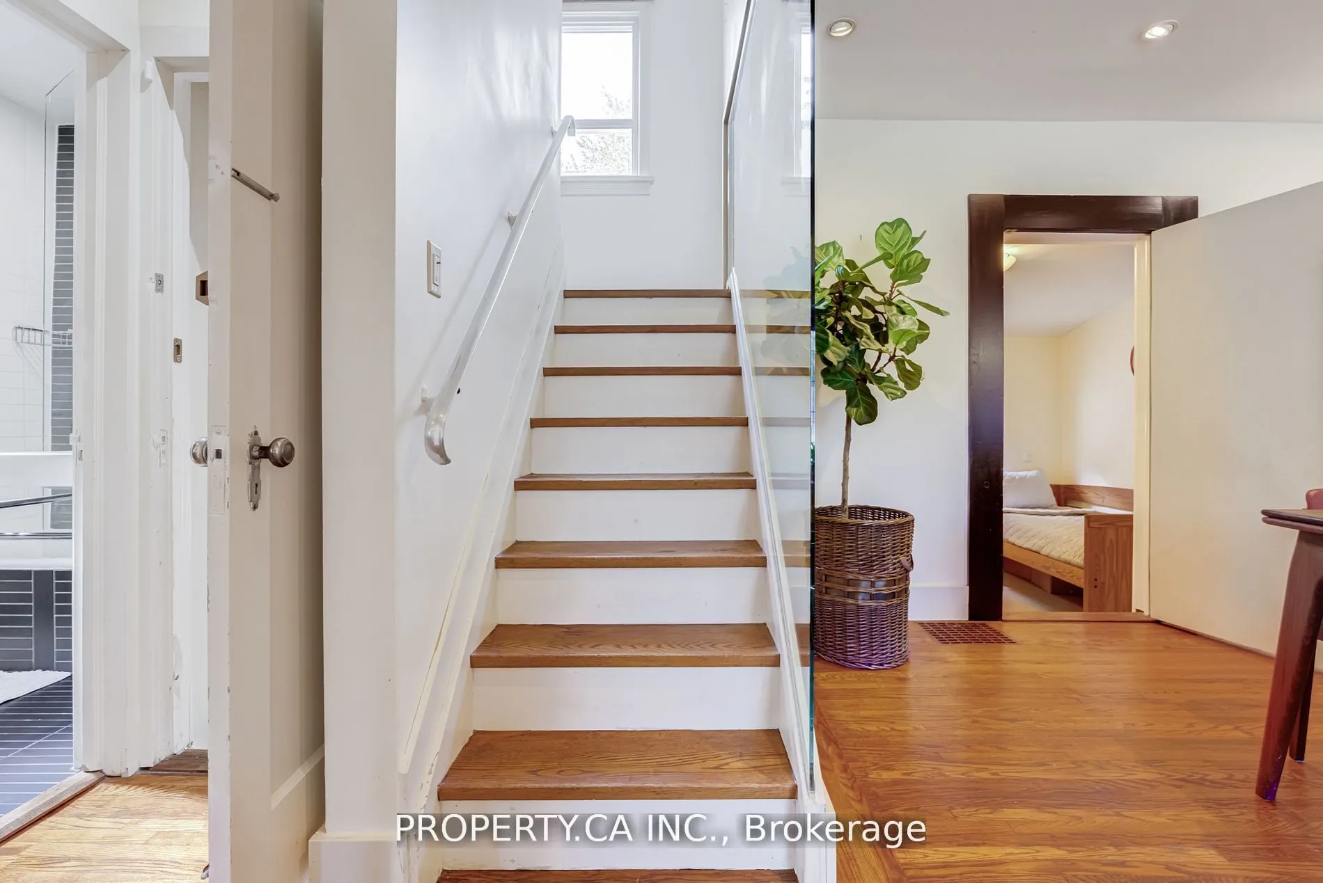 50 South Kingsway