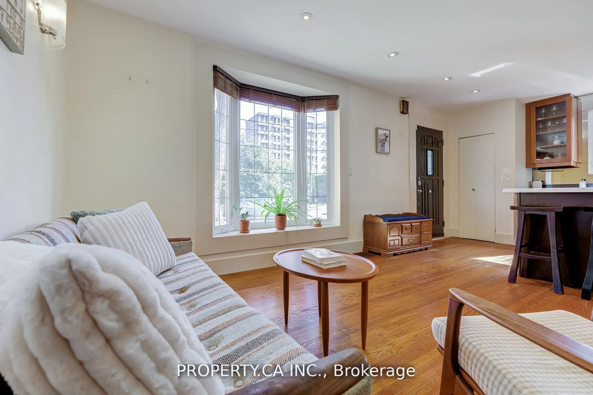 50 South Kingsway