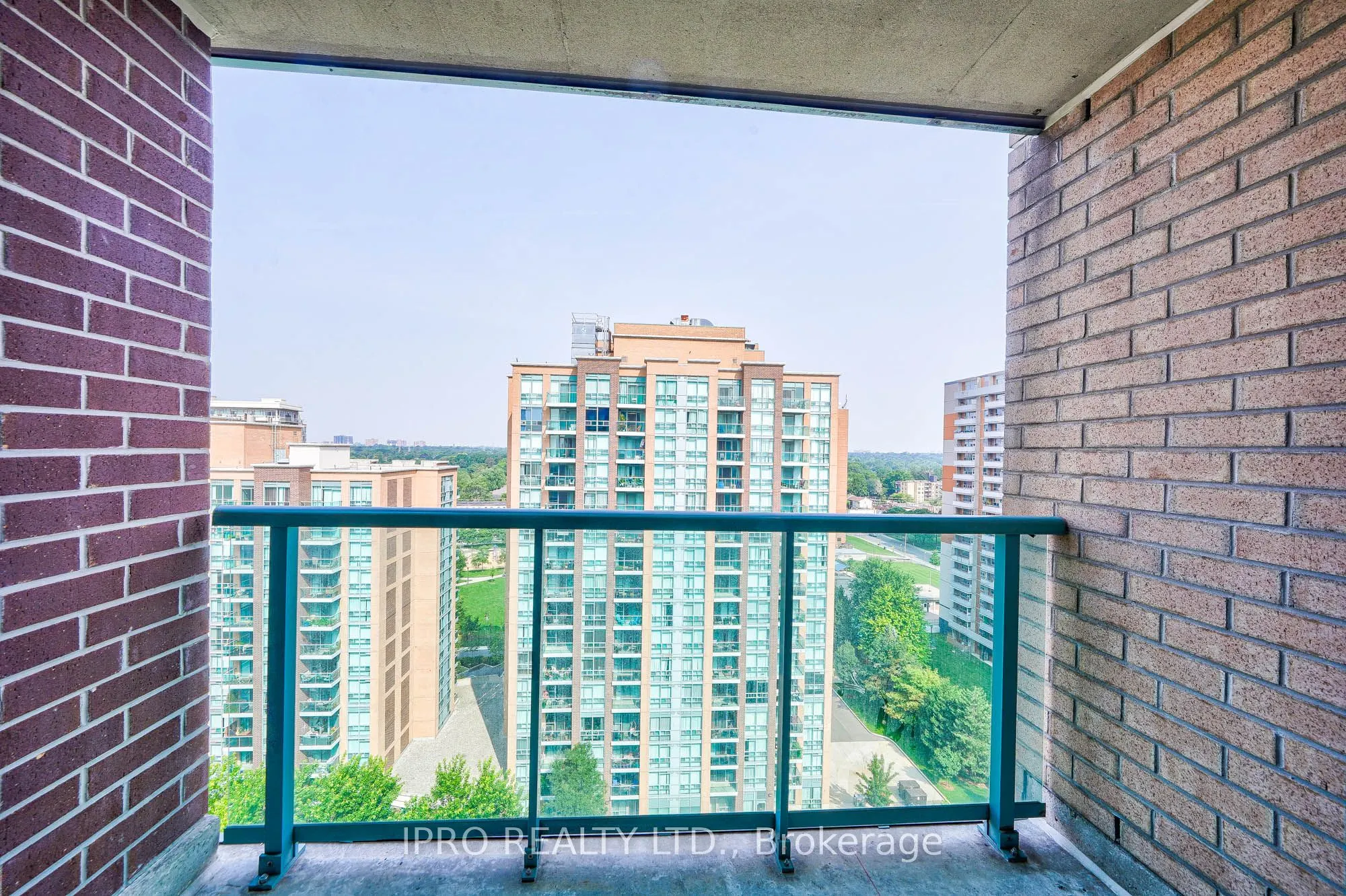 7 Michael Power Place, #1509