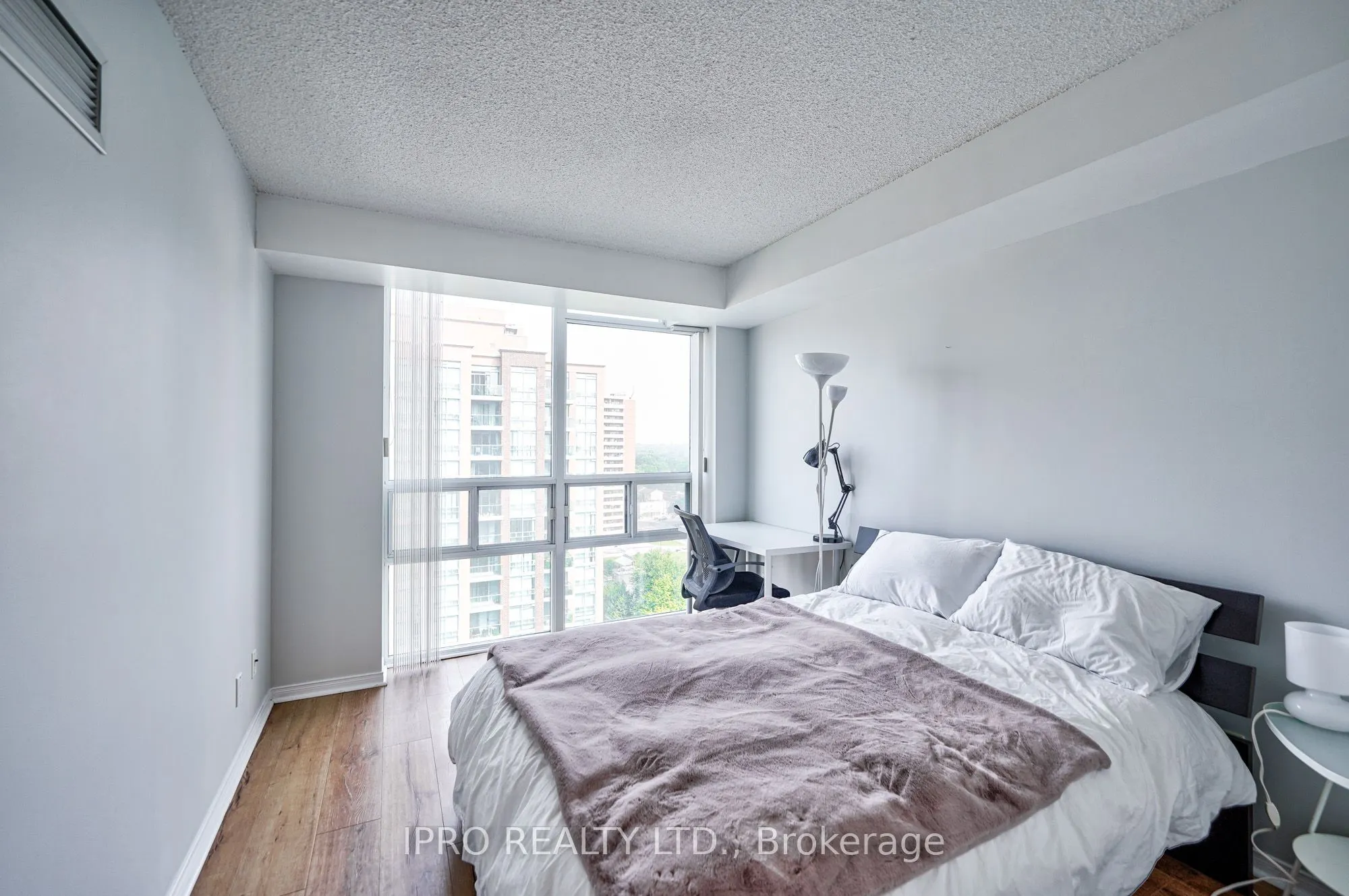 7 Michael Power Place, #1509