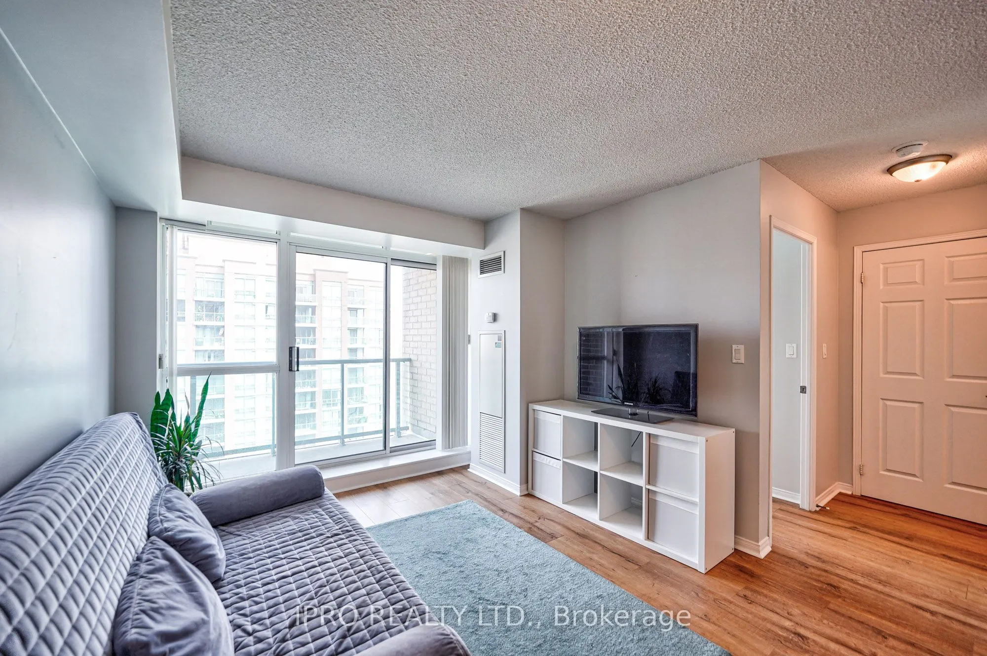 7 Michael Power Place, #1509