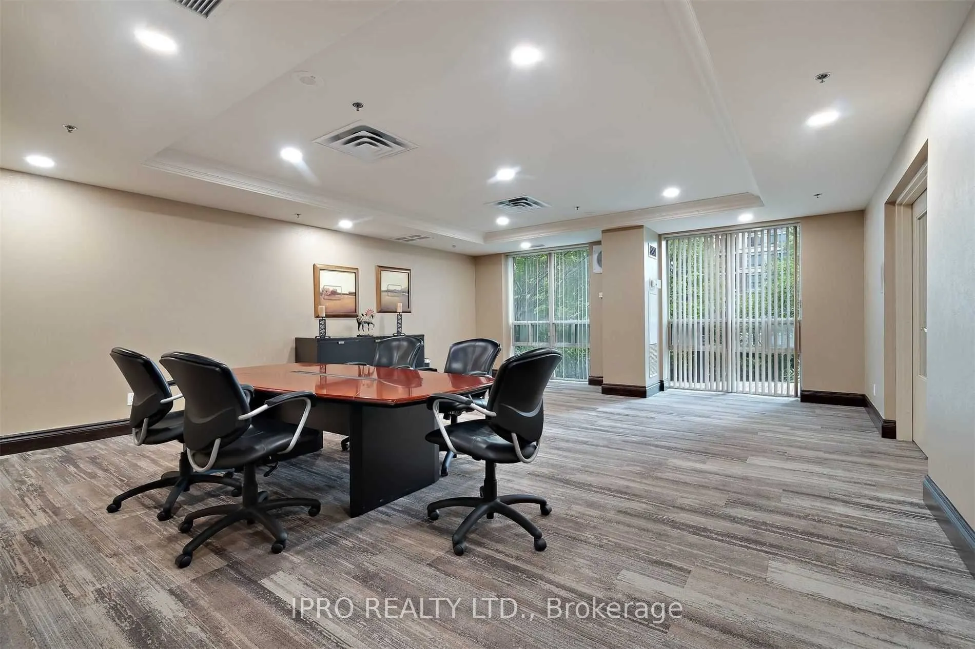 7 Michael Power Place, #1509
