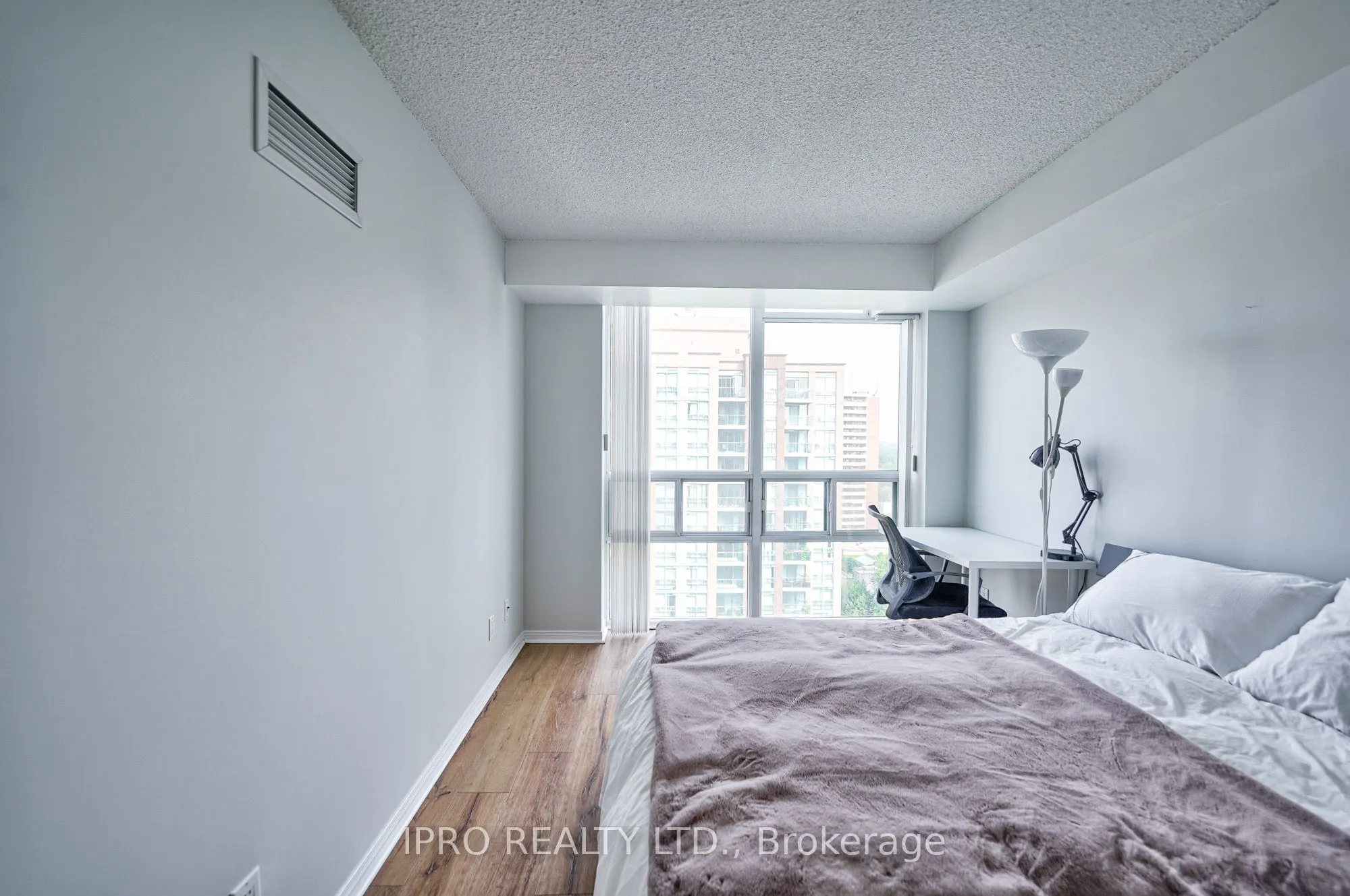 7 Michael Power Place, #1509