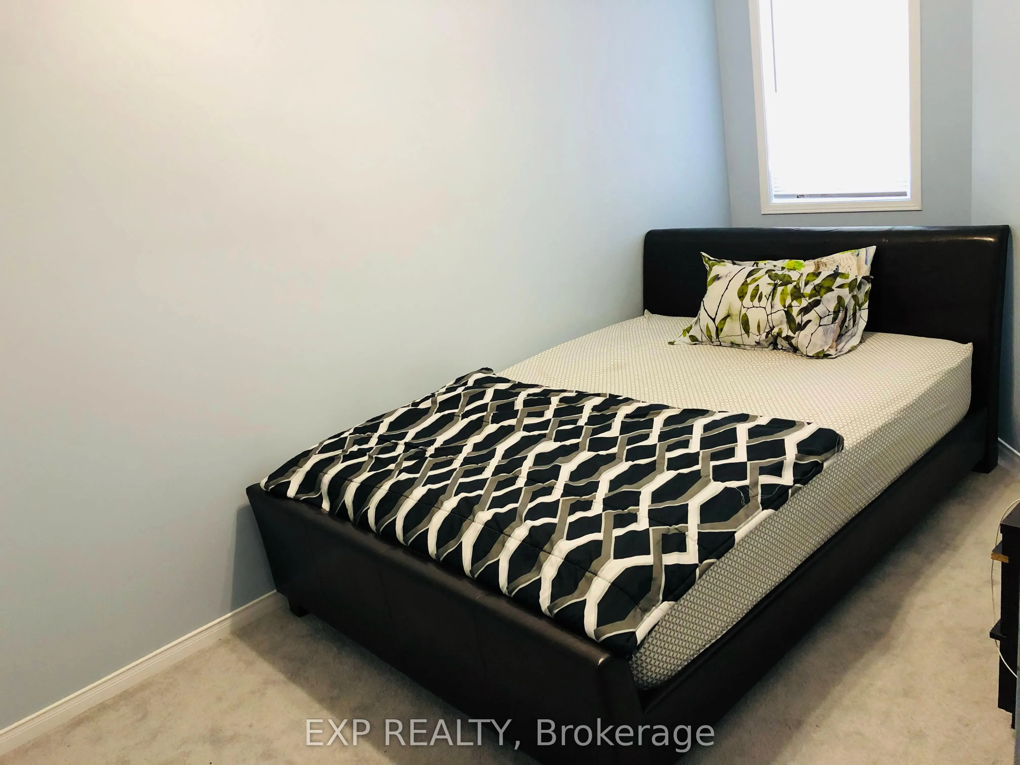 60 Spadina Road, #60