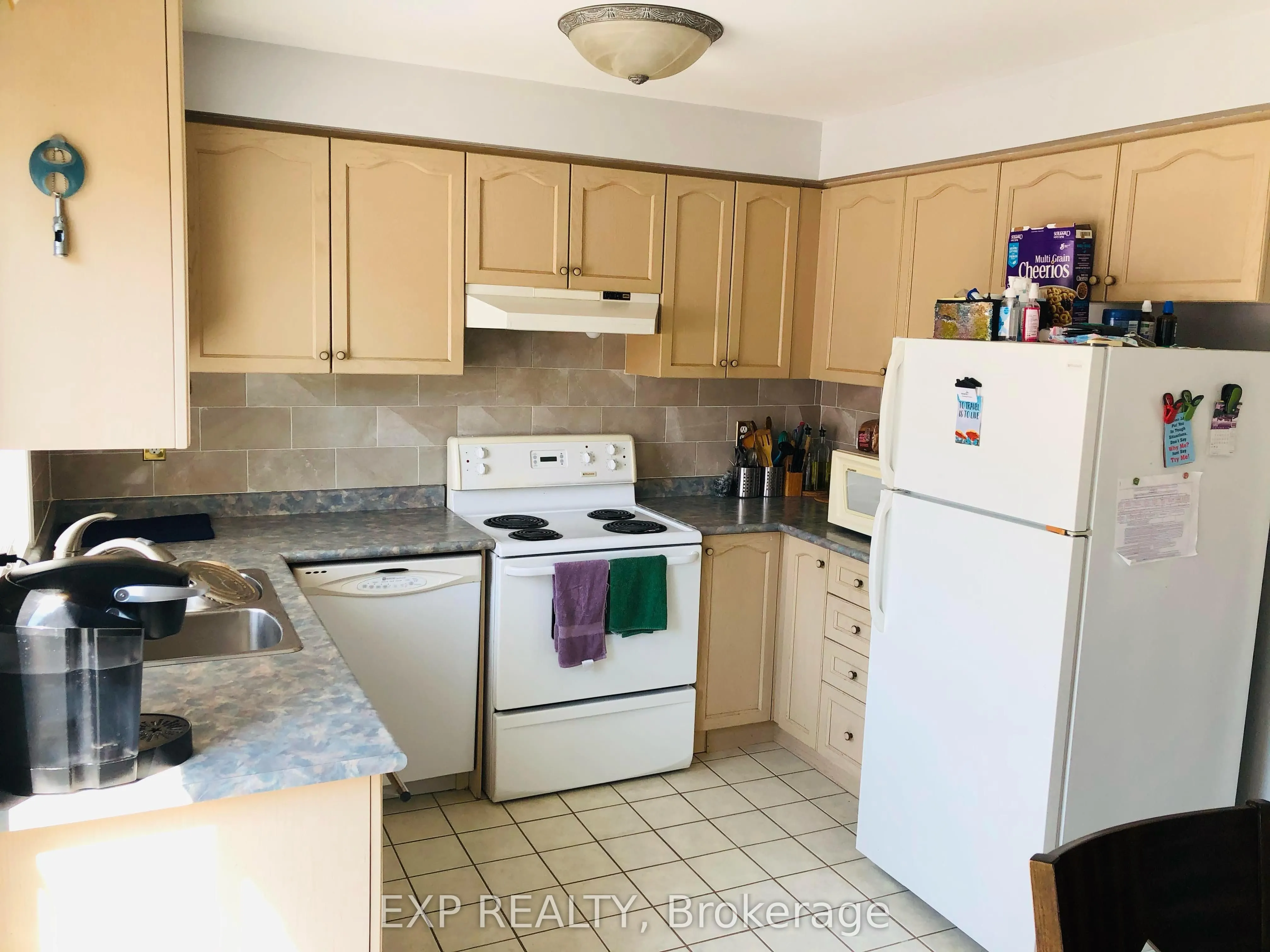 60 Spadina Road, #60