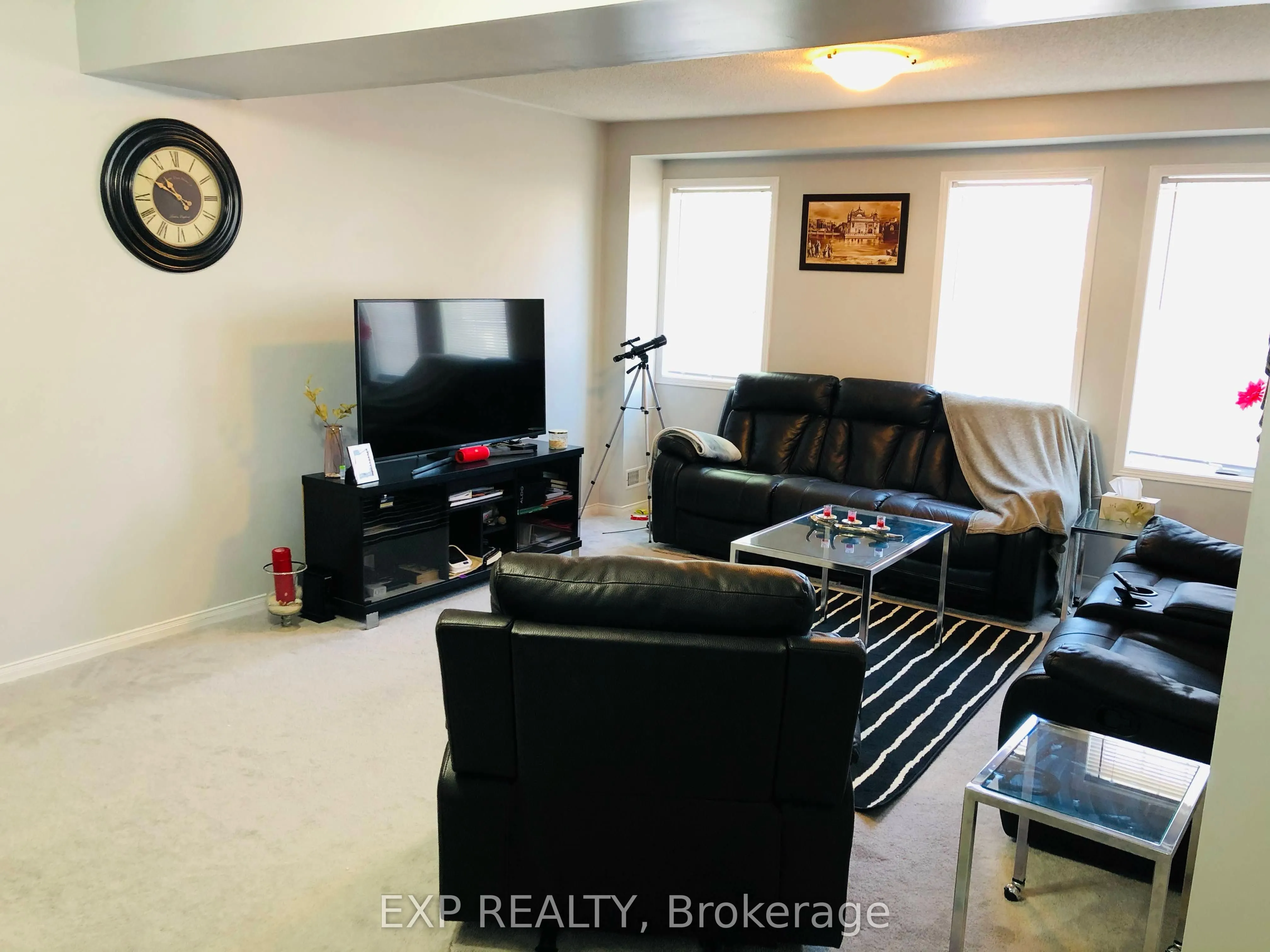 60 Spadina Road, #60
