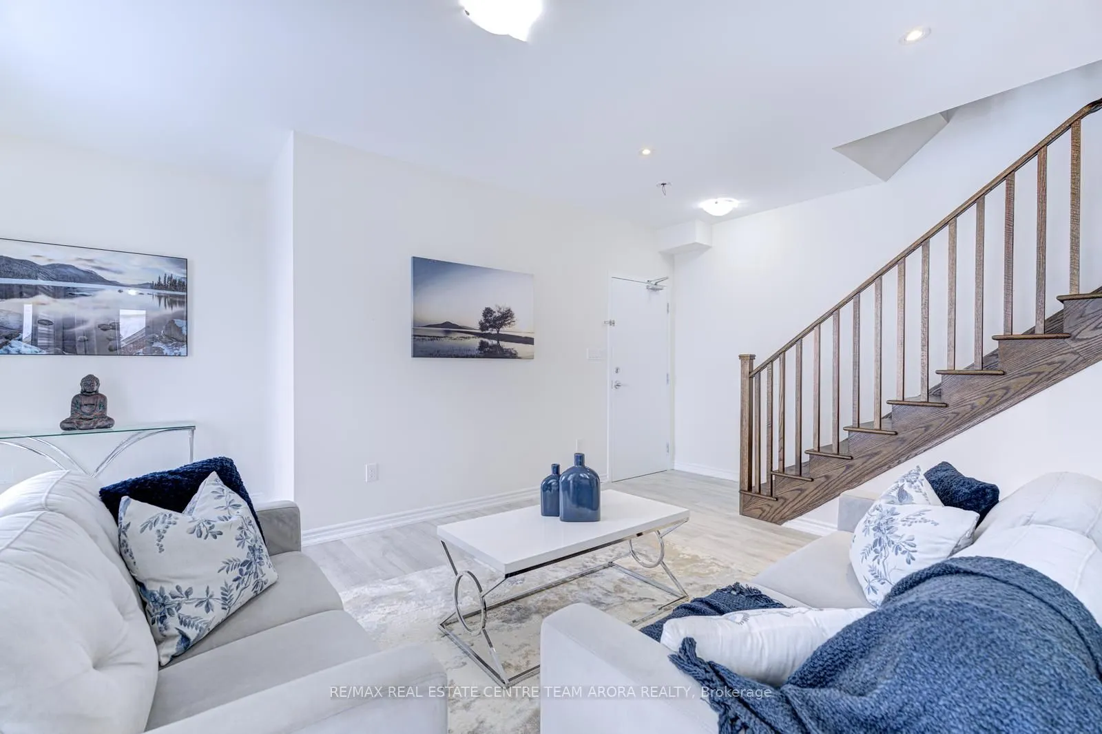 10 Knotsberry Circle, #2