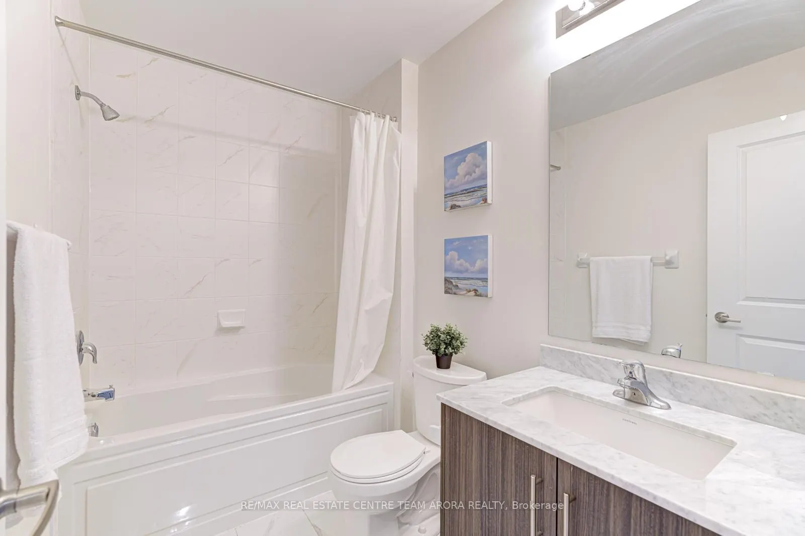 10 Knotsberry Circle, #2