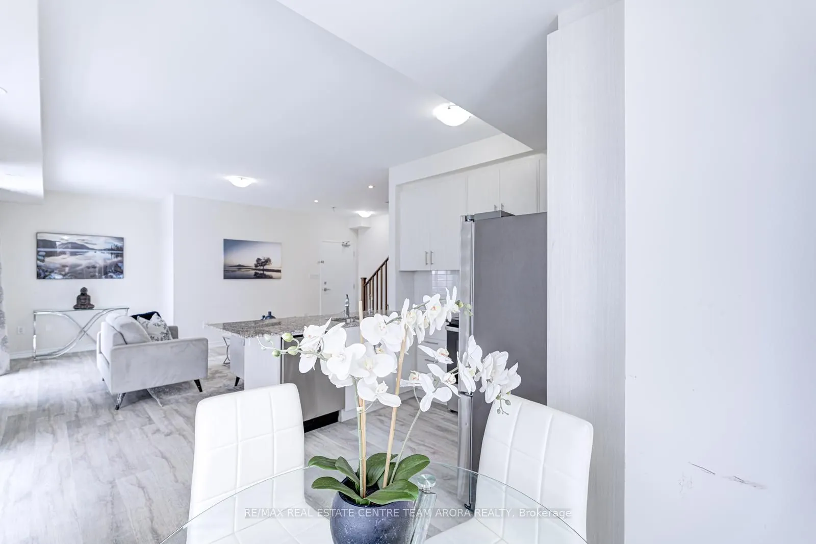 10 Knotsberry Circle, #2
