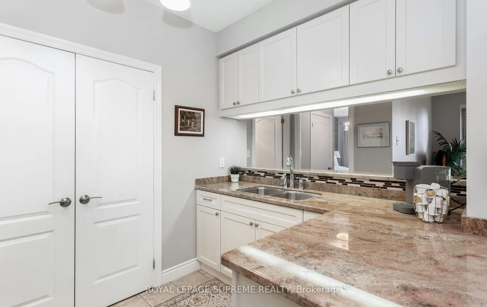 2 Aberfoyle Crescent, #411