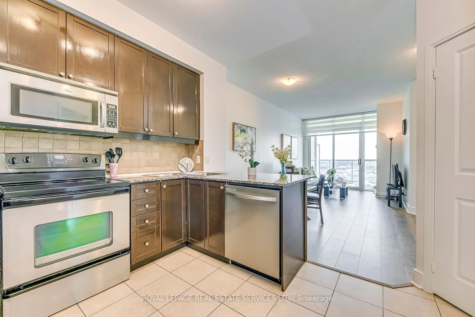 80 Absolute Avenue, #1302