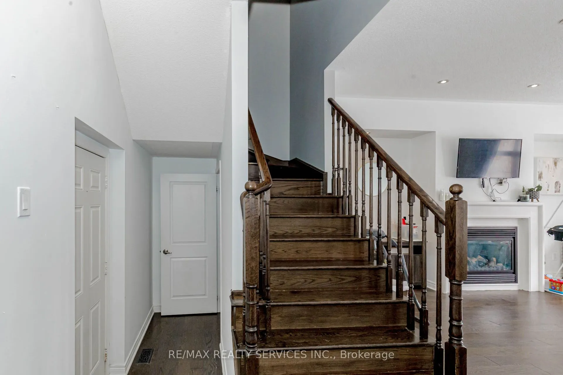 31 Mccardy Court