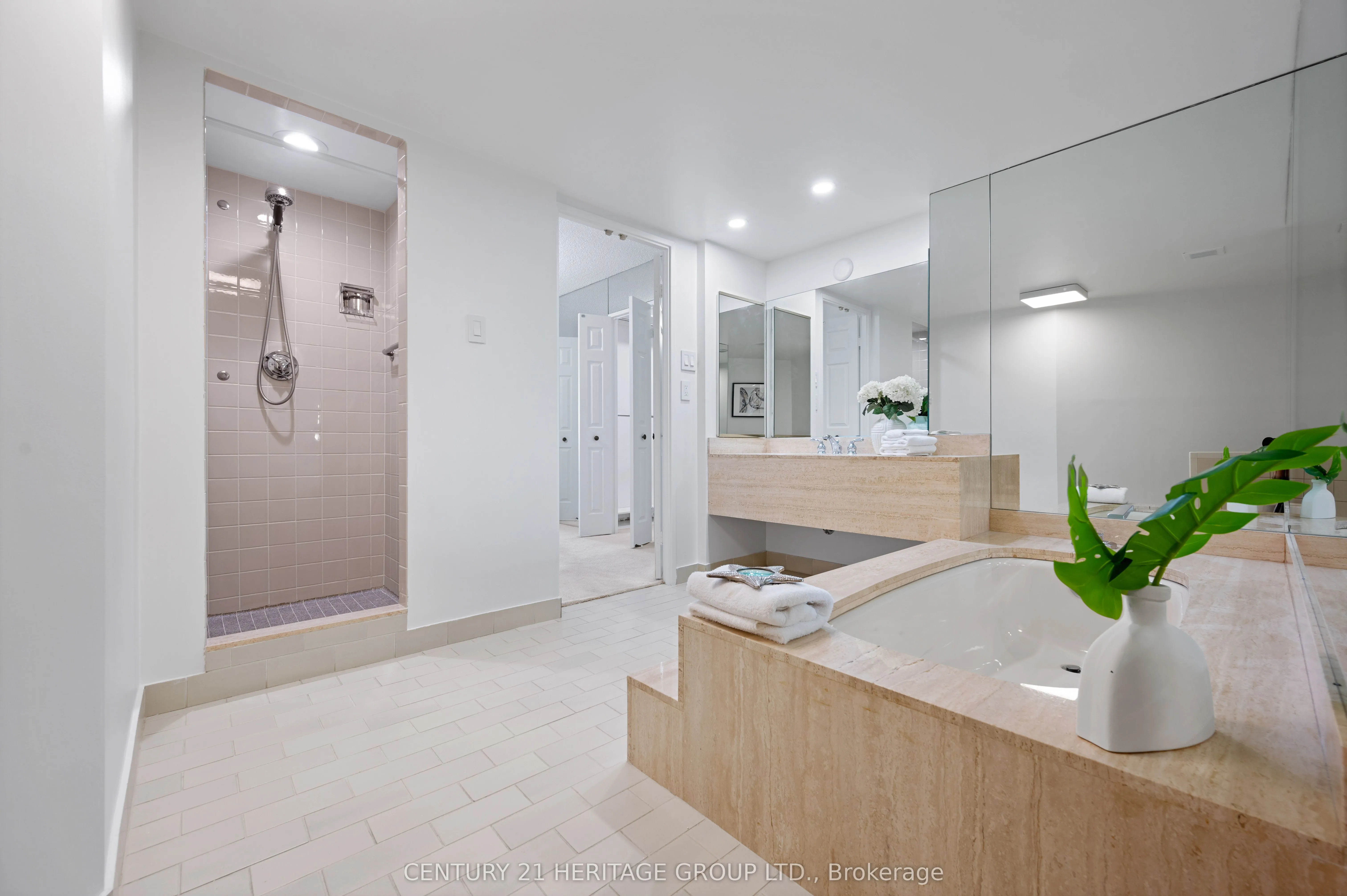 2010 Islington Avenue, #1006