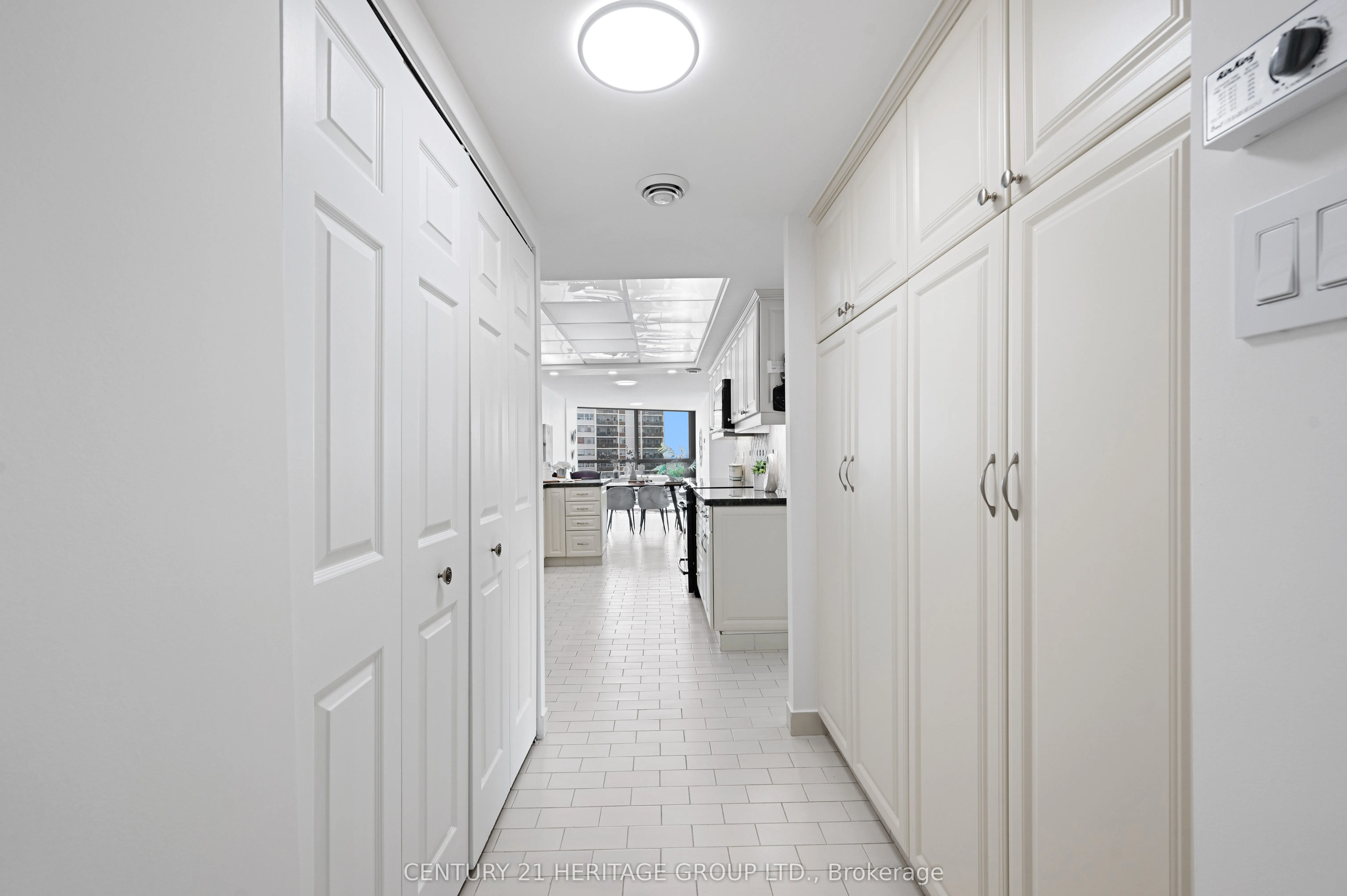 2010 Islington Avenue, #1006