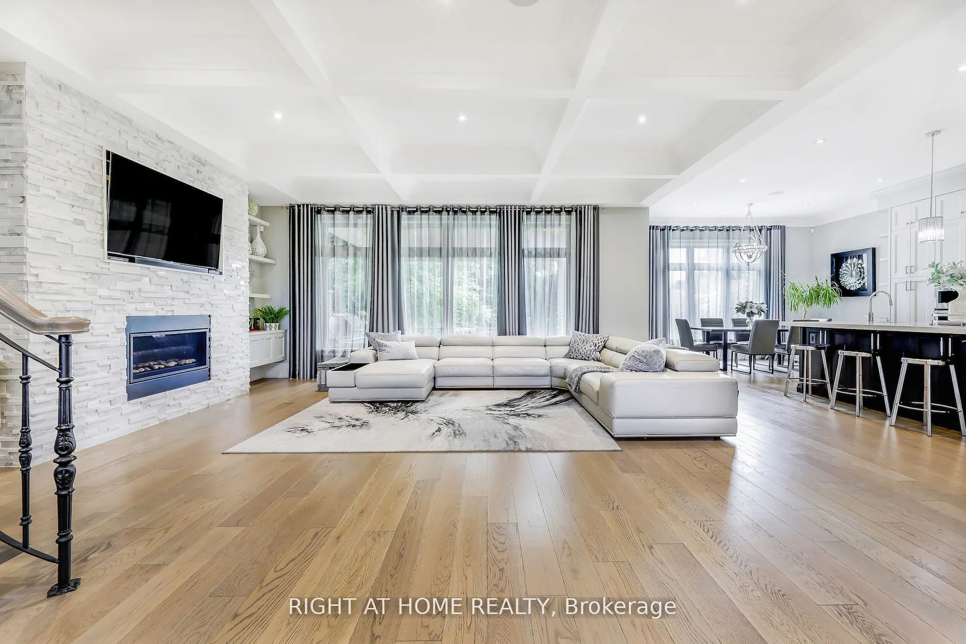484 Avonwood Drive