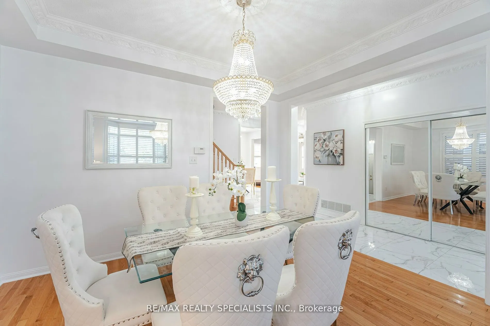 30 Latania Boulevard
