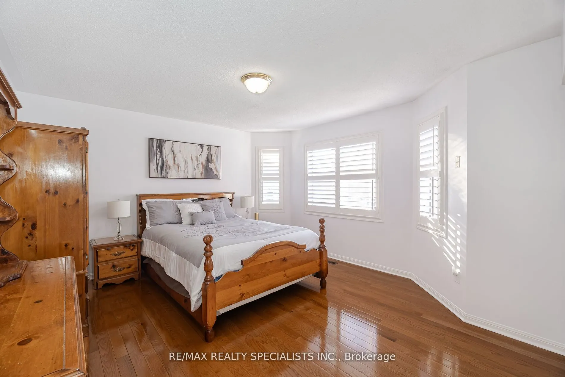 30 Latania Boulevard
