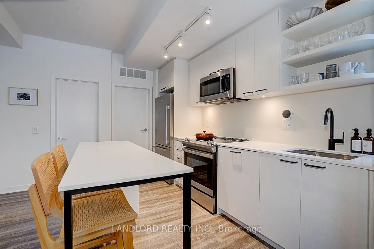 30 Ed Clark Gardens #TH13