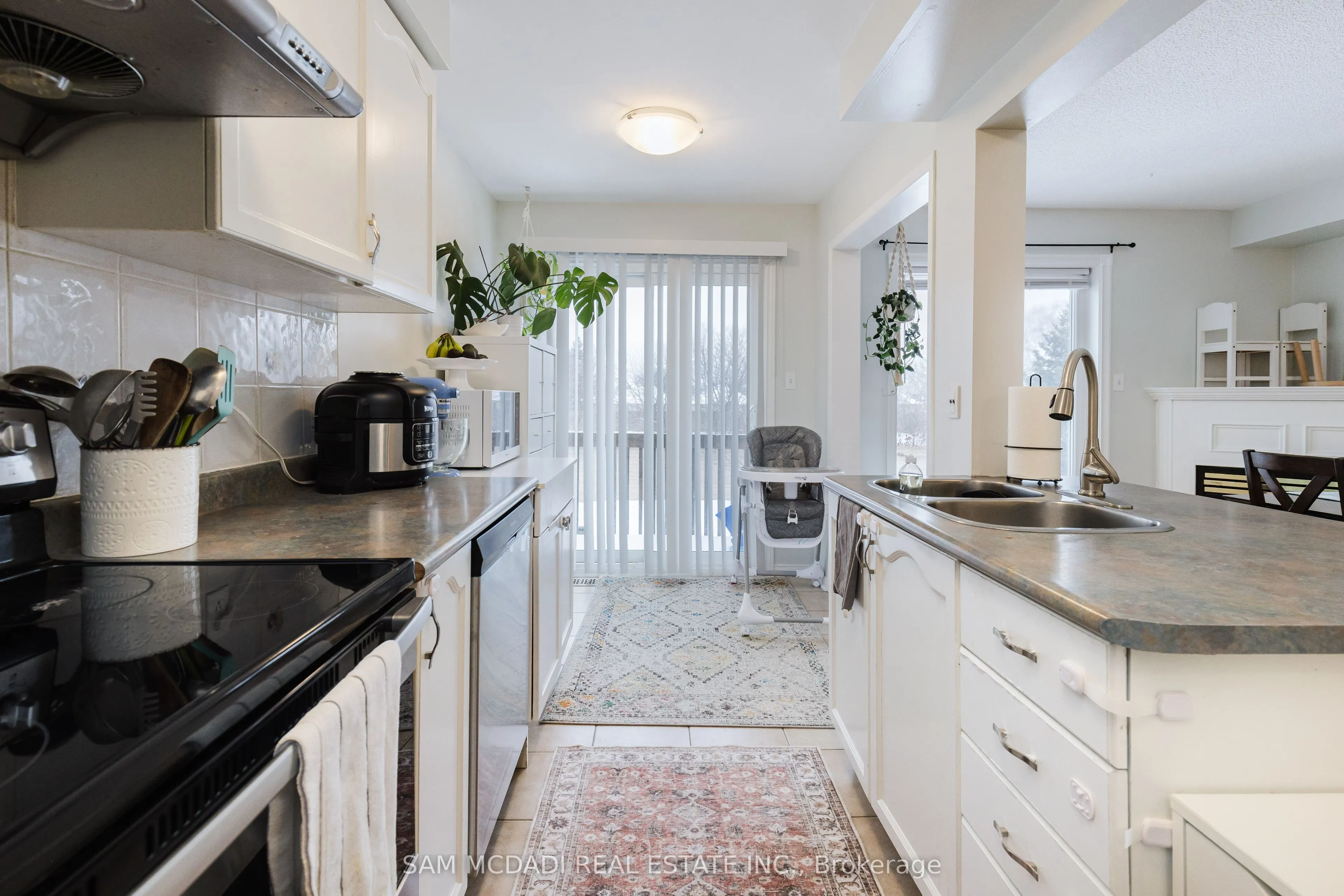 1591 South Parade Court, #32
