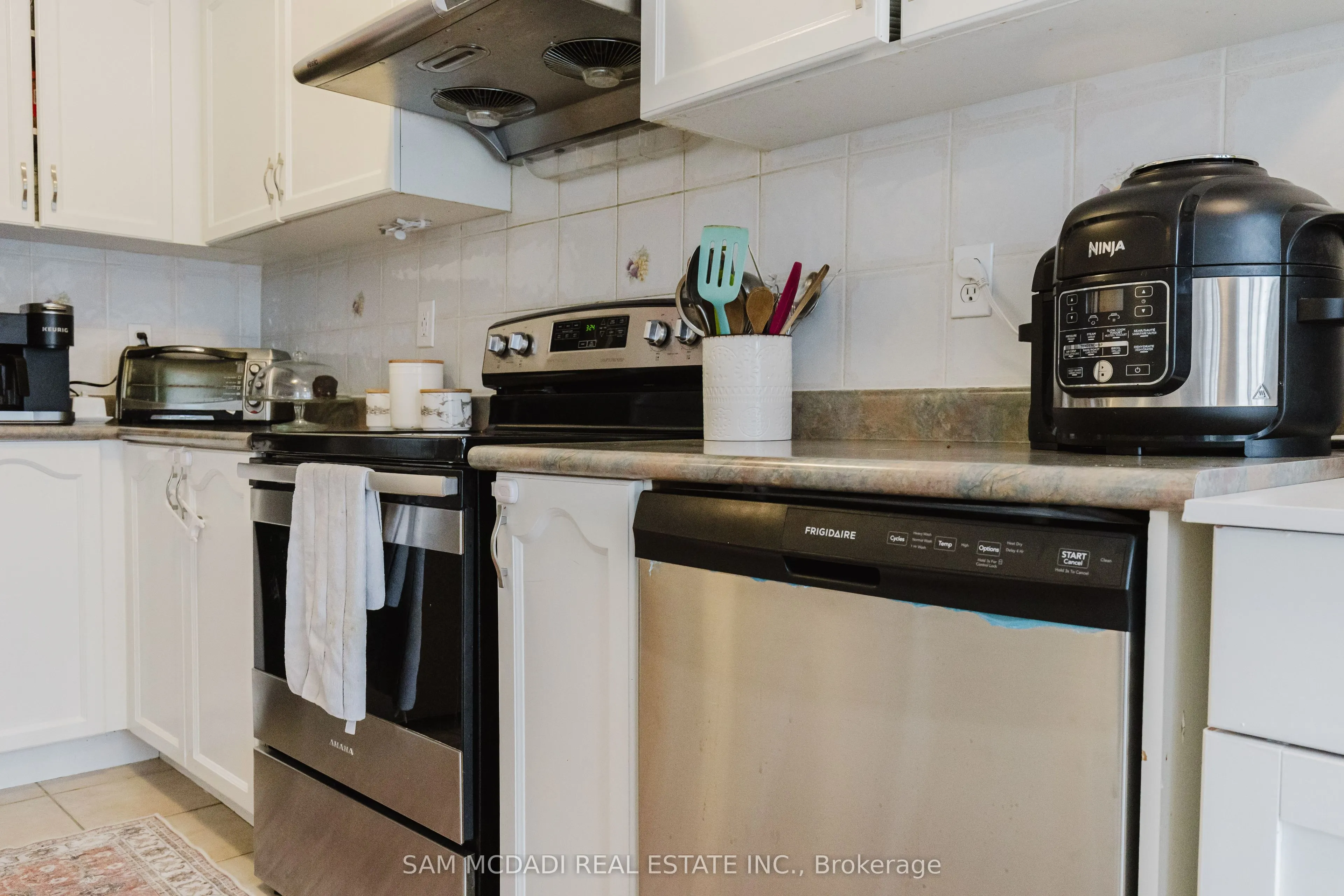 1591 South Parade Court, #32