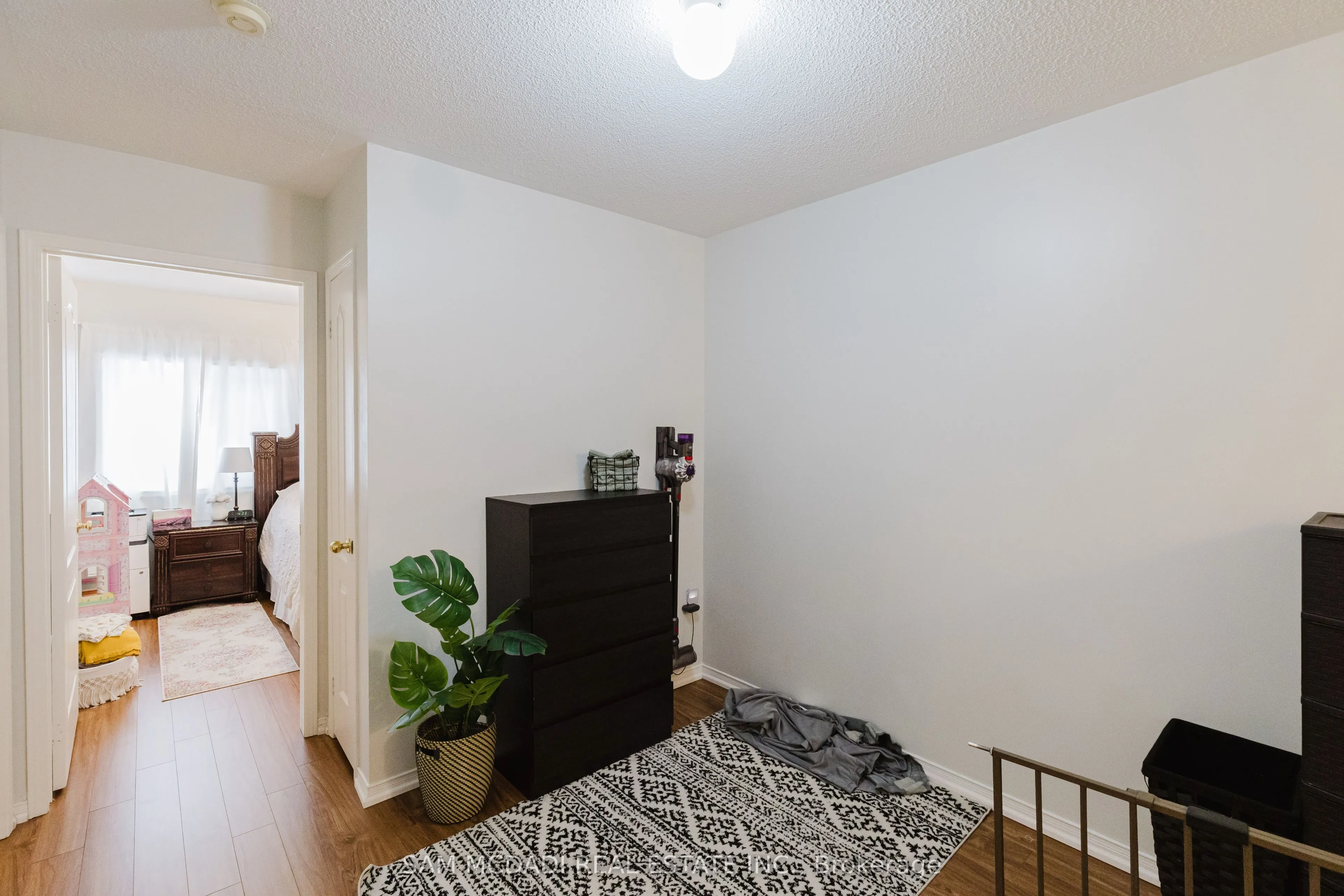 1591 South Parade Court, #32