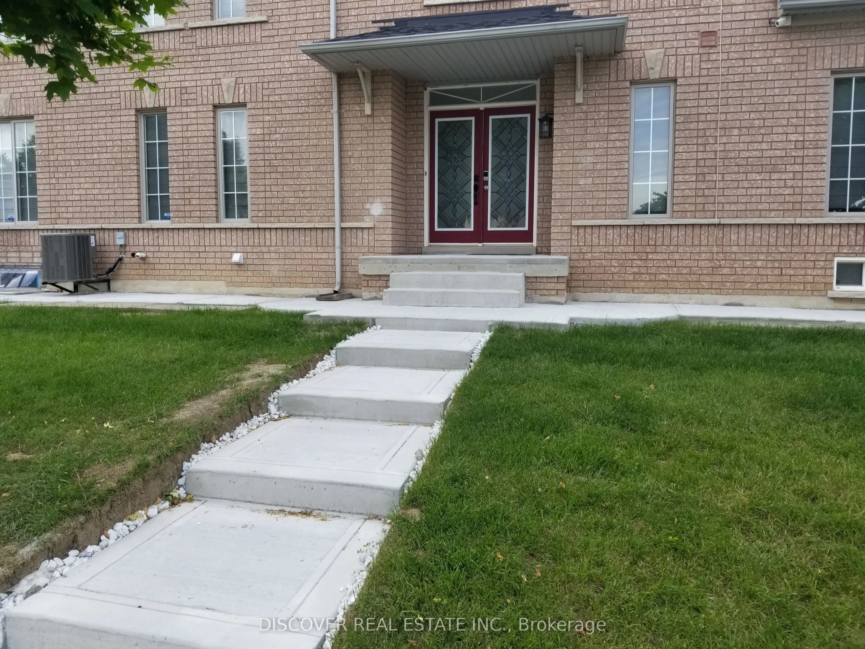 5806 Rainberry Drive
