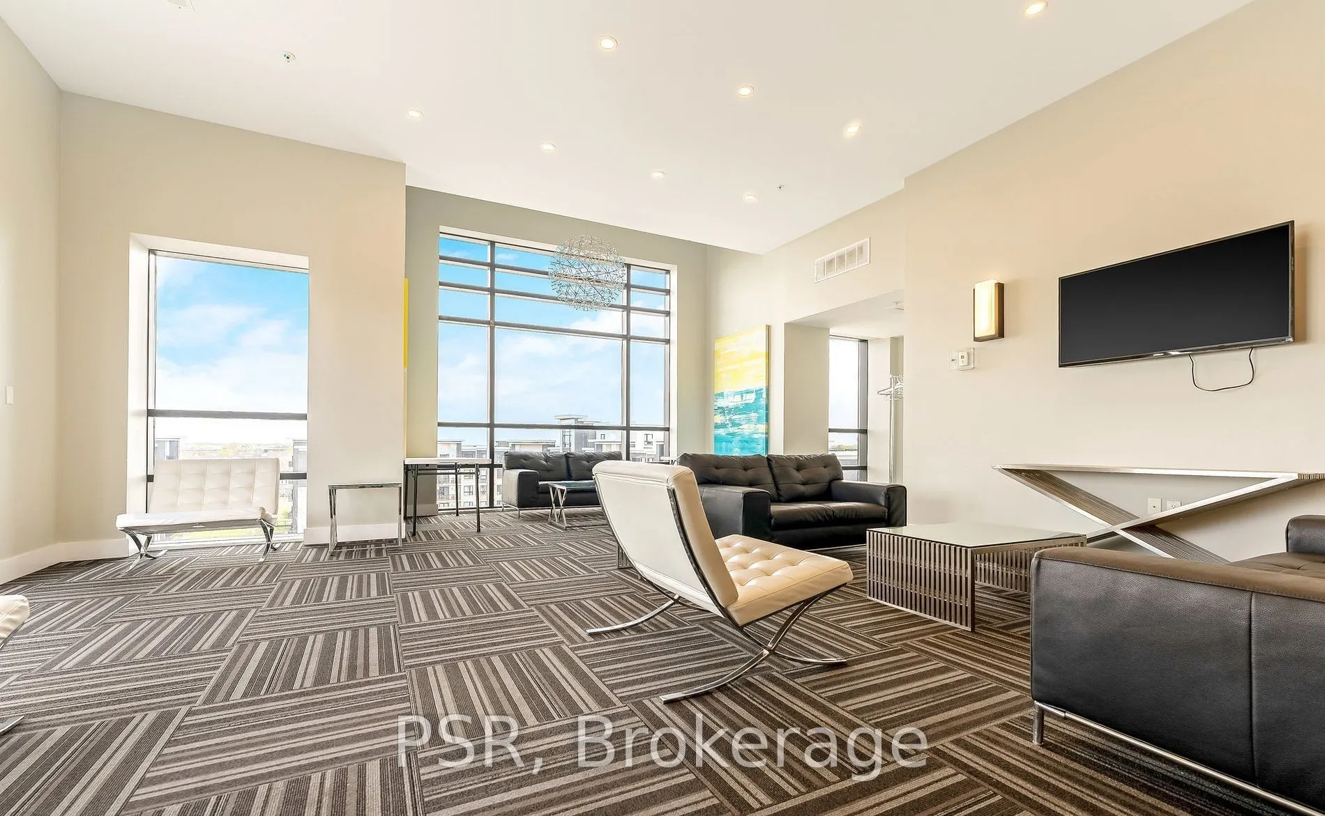 640 Sauve Street, #105