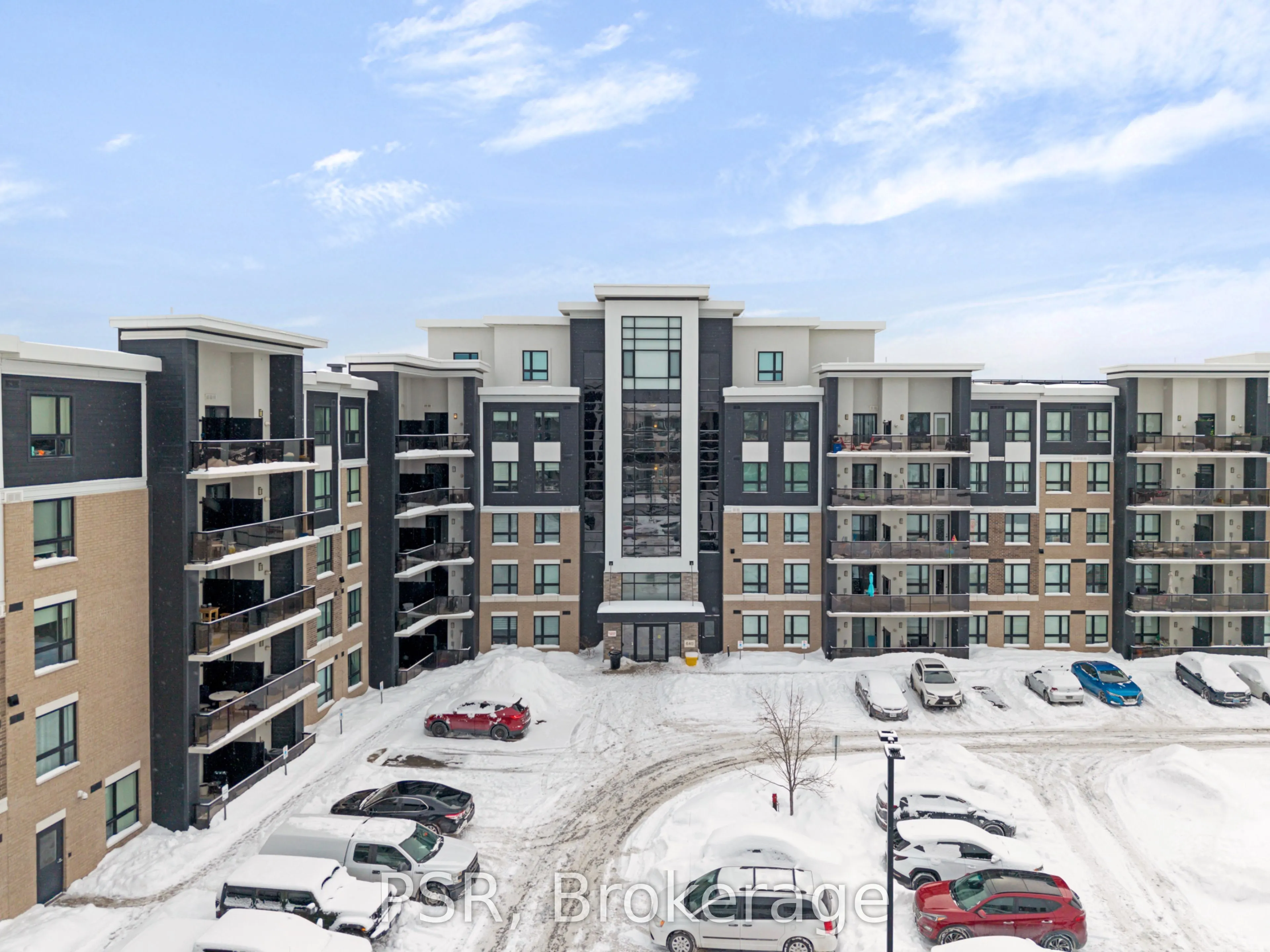 640 Sauve Street, #105