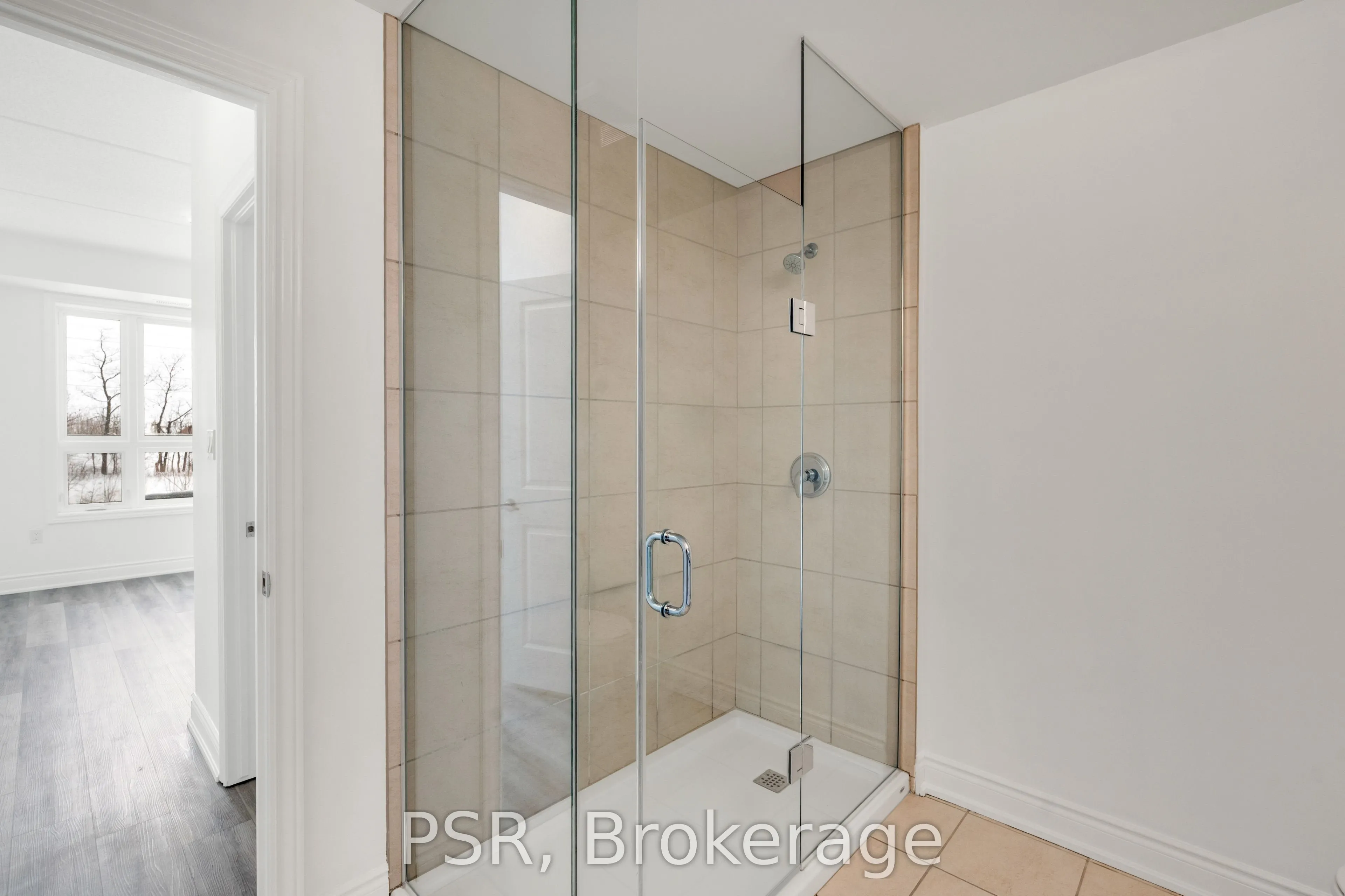 640 Sauve Street, #105