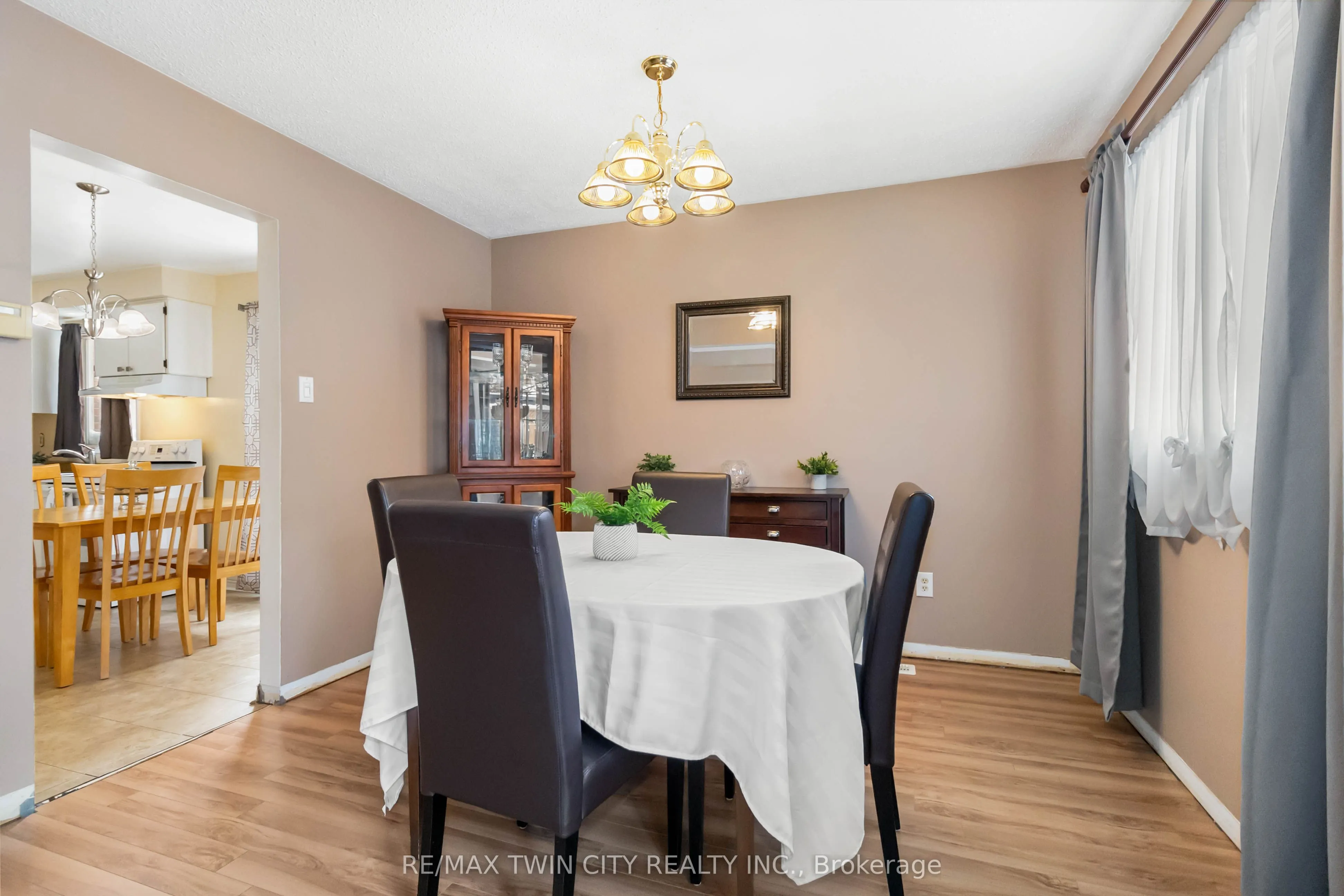 4124 Taffey Crescent
