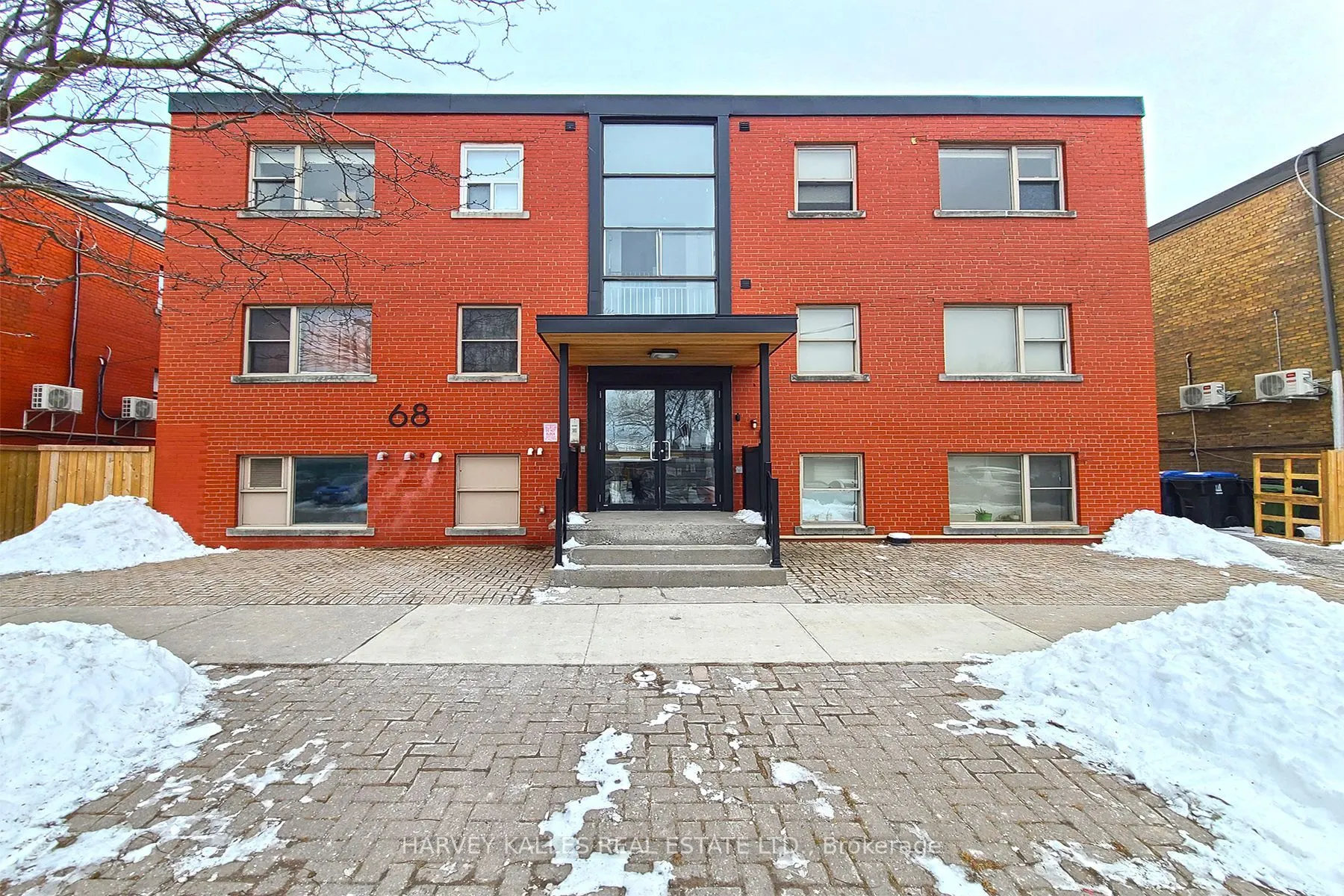 68 Fifteenth Street, #23